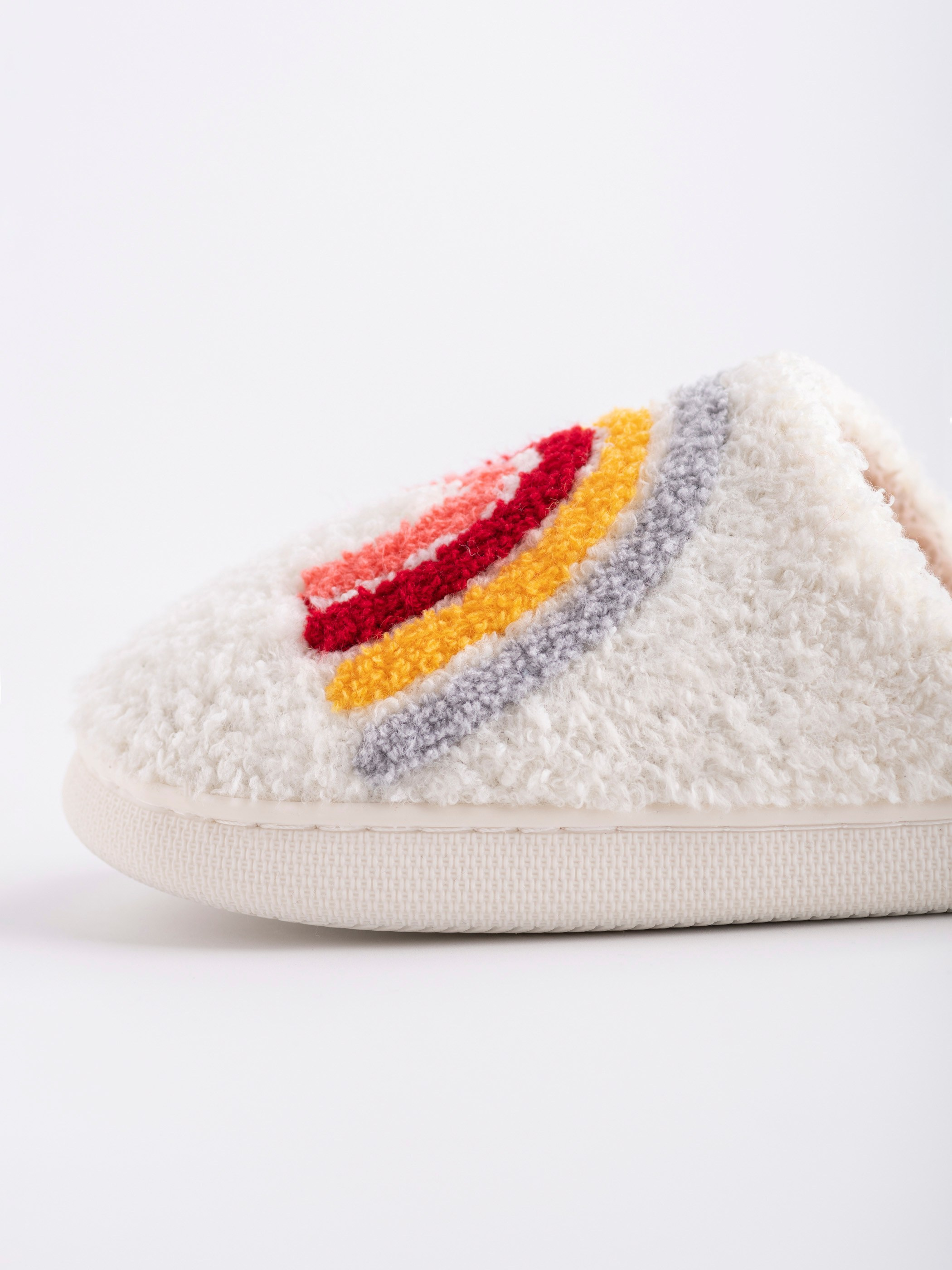 Домашние тапочки. Сандуца Мила — фотография со смыслом и душой