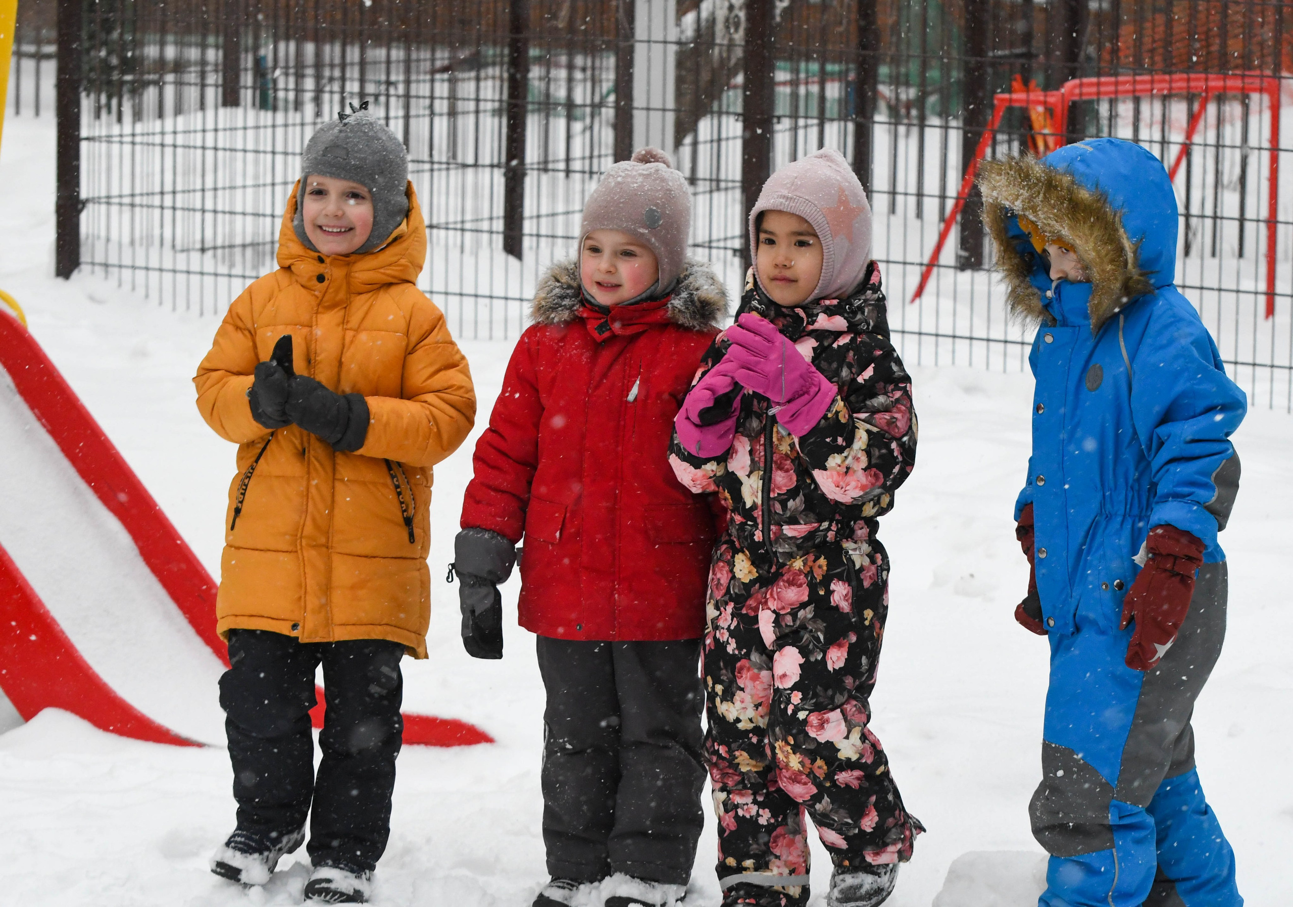2024 г 2 февраля. Прогулка. Гоголя. Репортажный и детский фотограф в Новосибирске