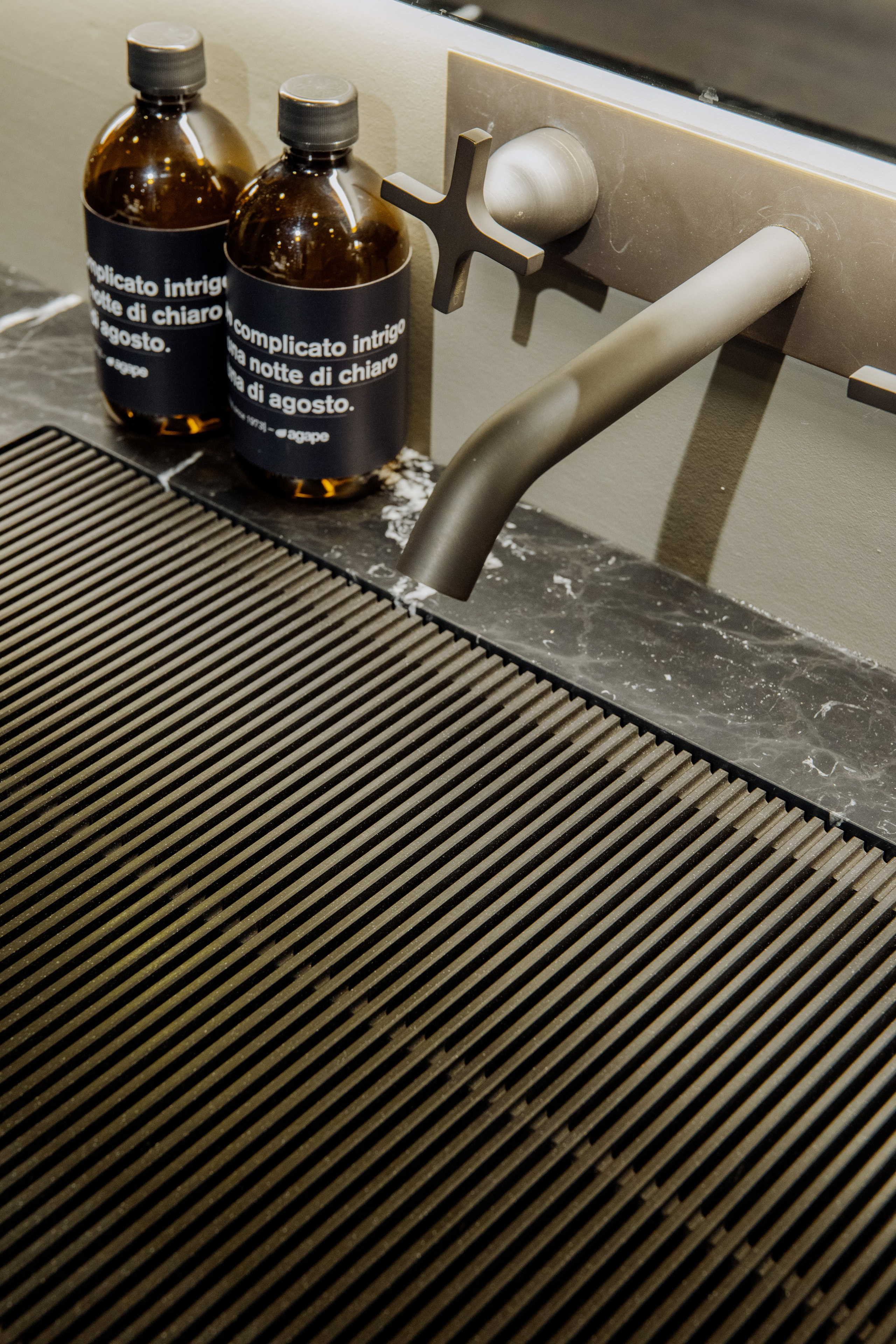 Предметы интерьера. Репортажный фотограф в Алмате Чумаков Георгий