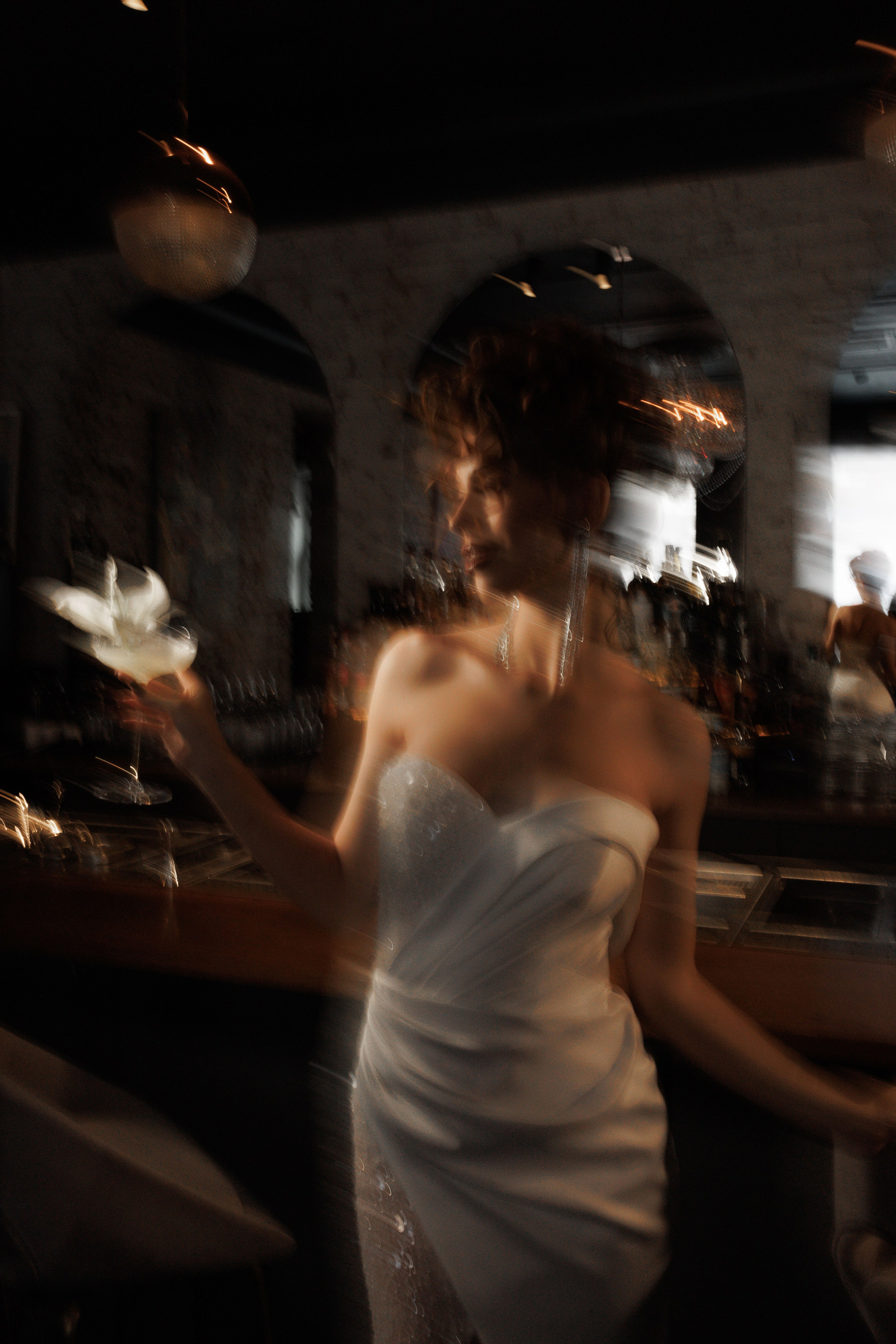 Свадебная серия в баре. Свадебный и семейный фотограф  во Владивостоке Ольга Украинец