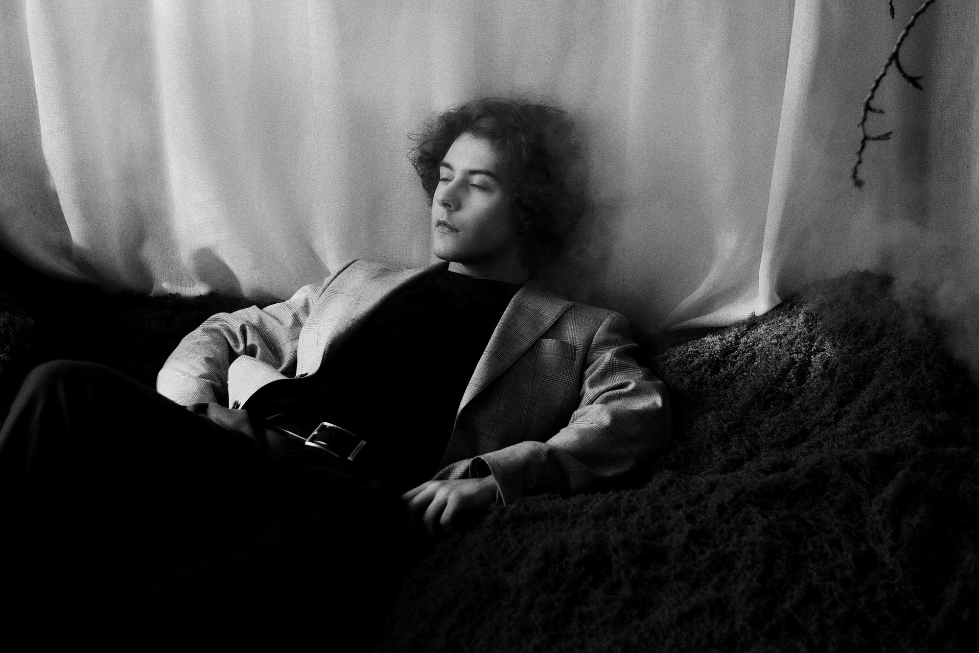 Инверсия снов | Мужской портрет в Тюмени | Фотограф Дарья Мустафина. Портретный фотограф Тюмень Дарья Мустафина