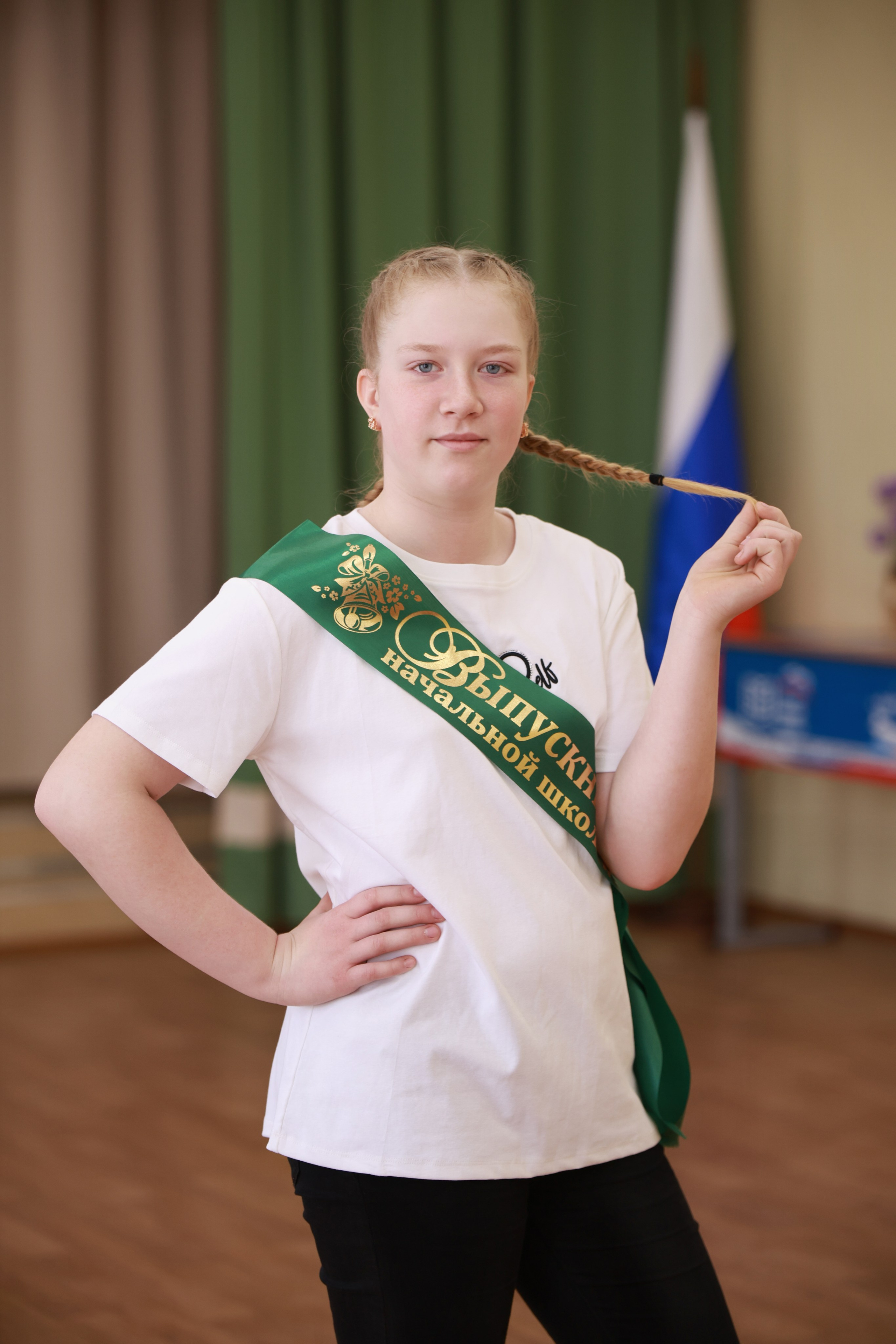 Выпускники 4 класс Школа № 2. Свадебный фотограф Михаил Александров