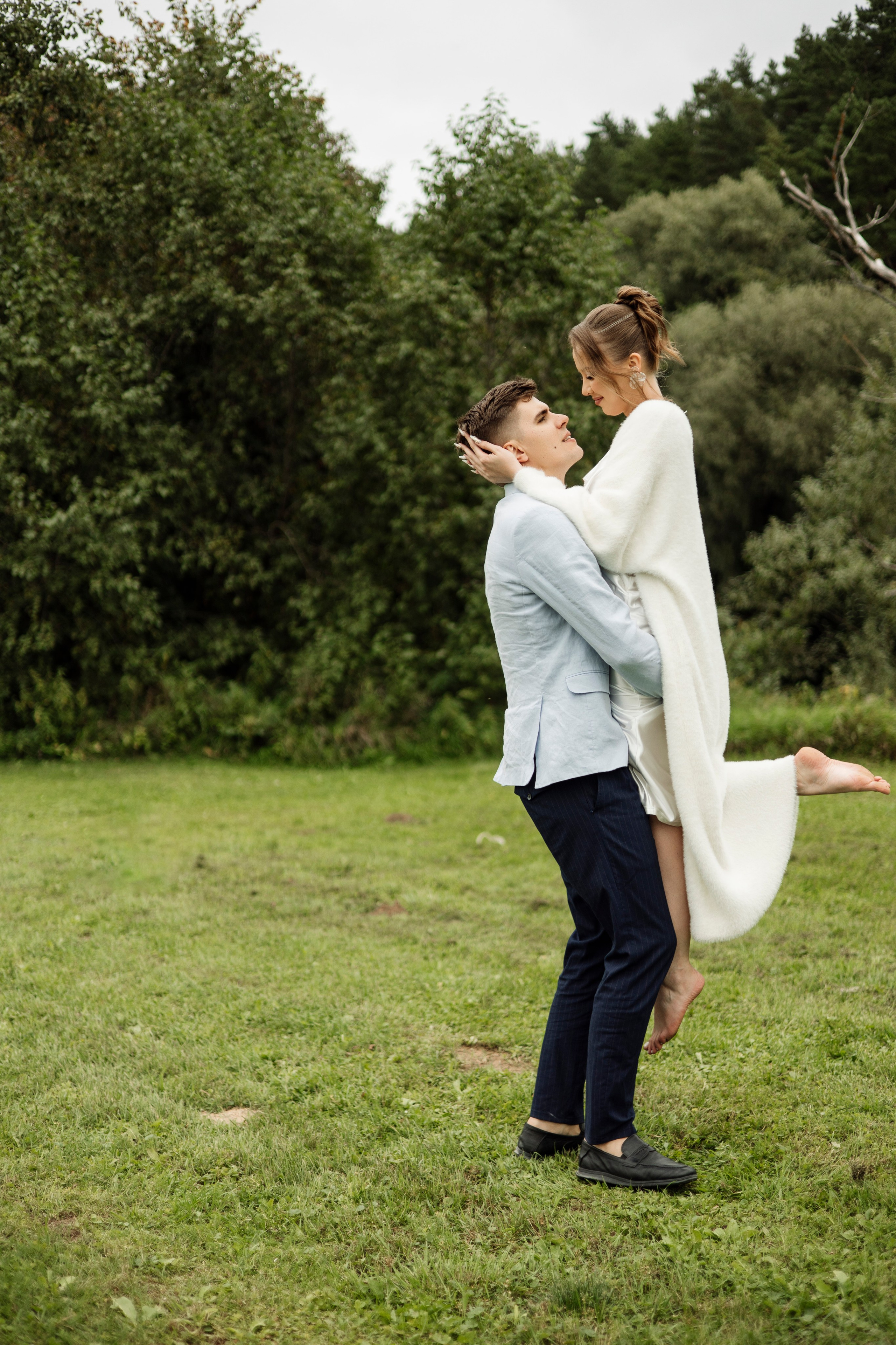 Артём и Вероника pine river. Nikolpinhasova