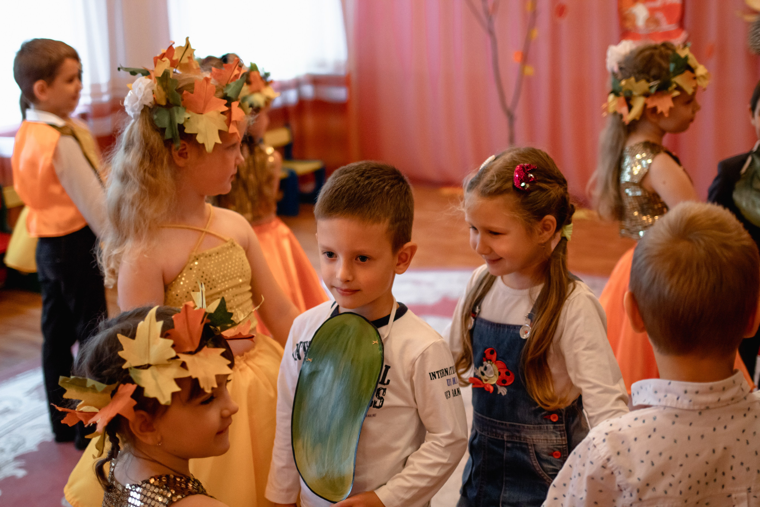 Осенний праздник в детском саду. Маргарита. Семейный фотограф в Минске Приболовец Светлана