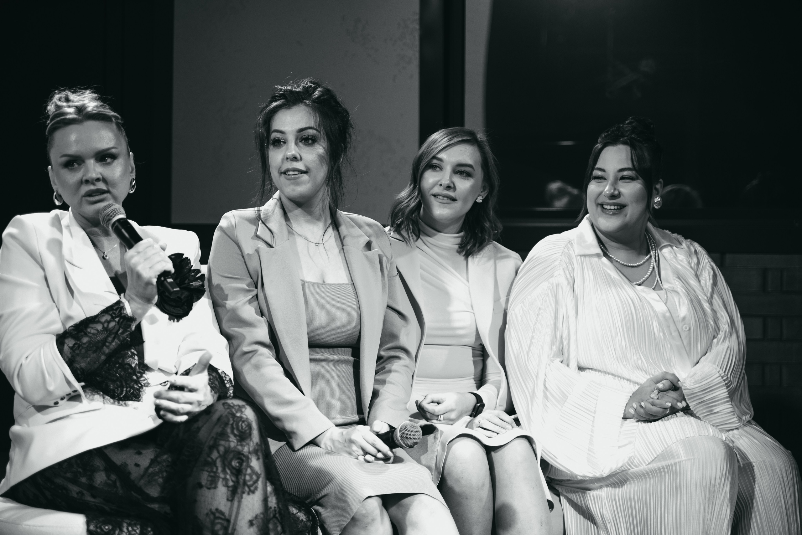 WhiteRoom Pre-wedding. Репортажный и свадебный фотограф в Сургуте