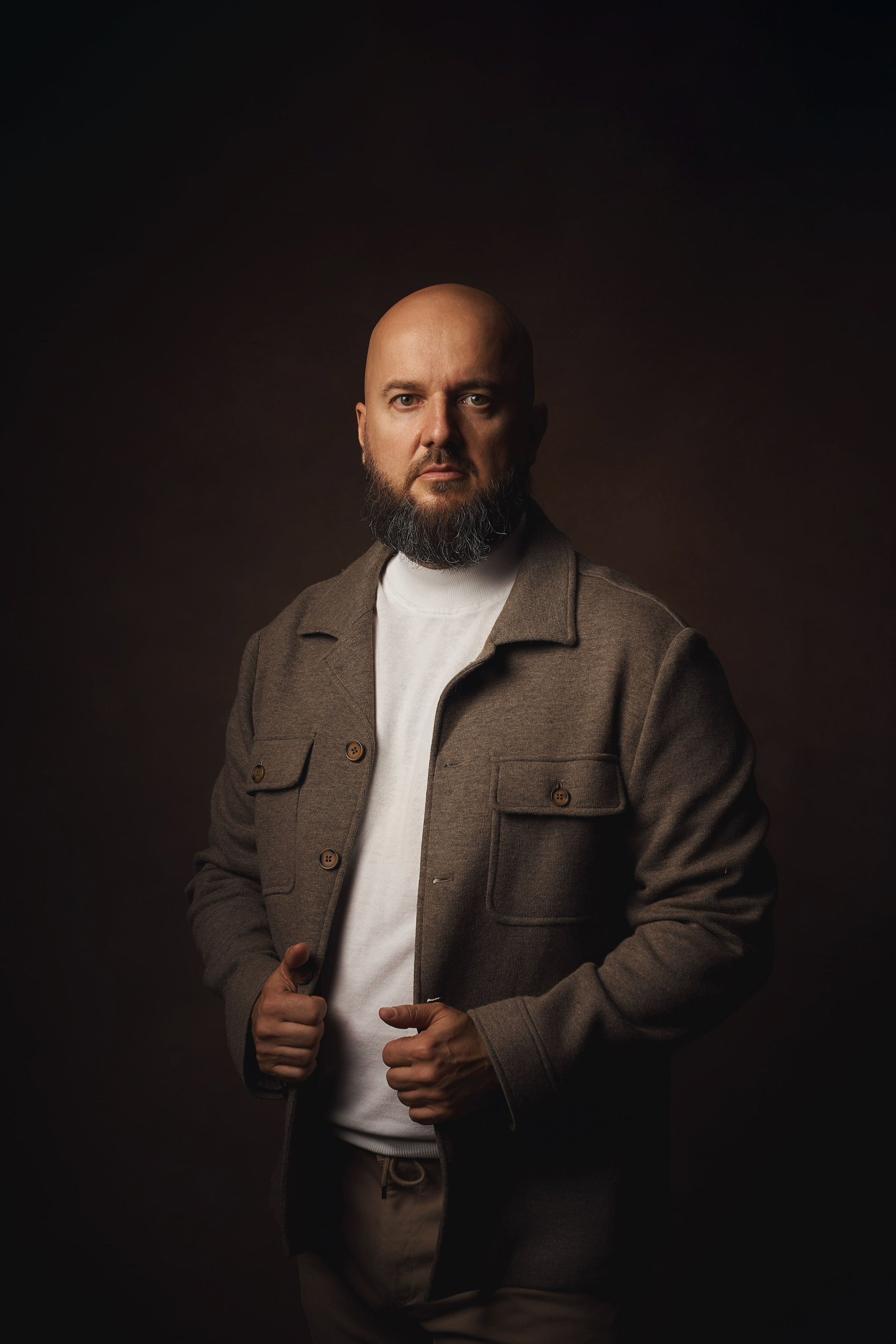 Портретная семейная фотосессия в студии. Семейный фотограф Евгений Опарин