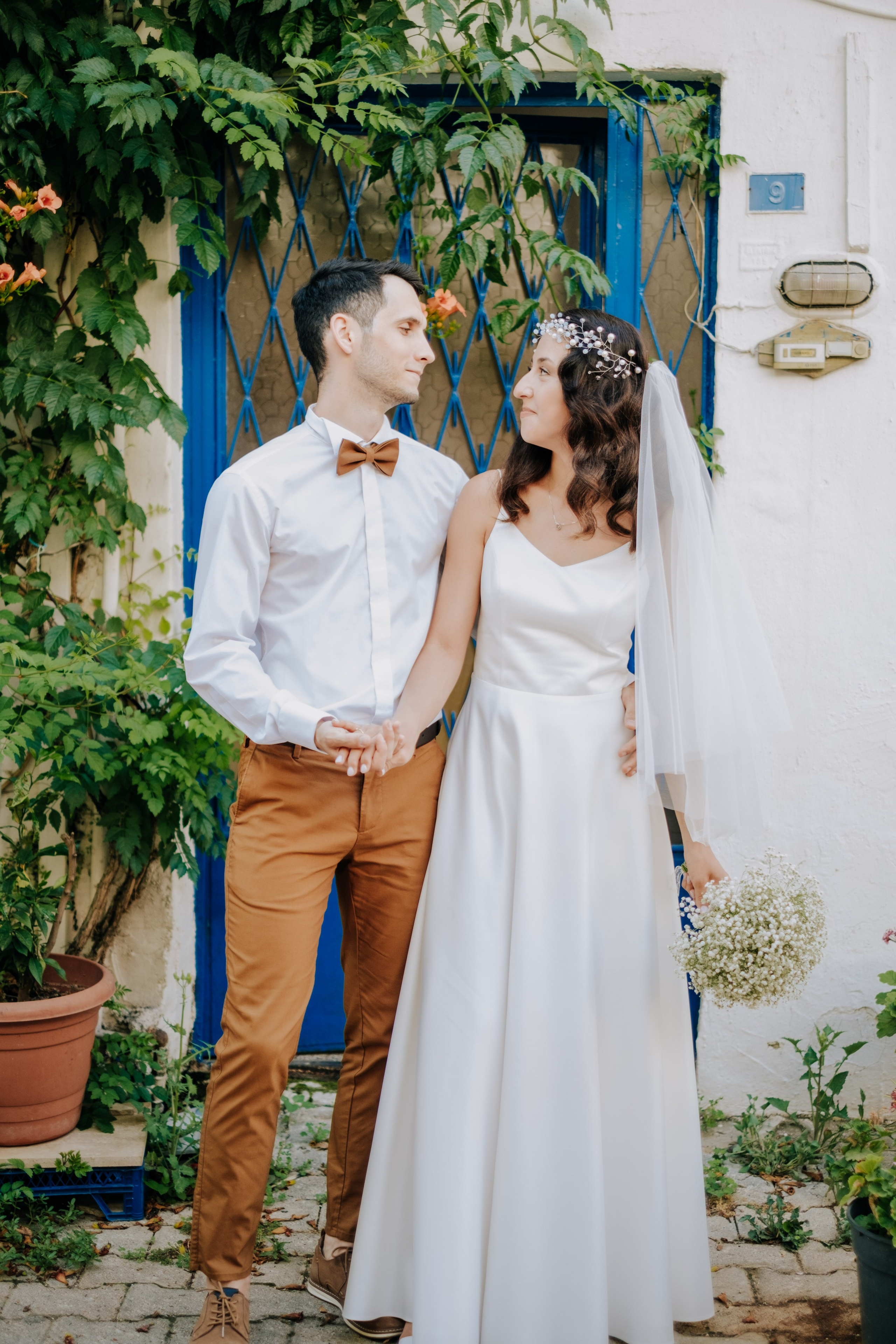 История Лари и Ланы