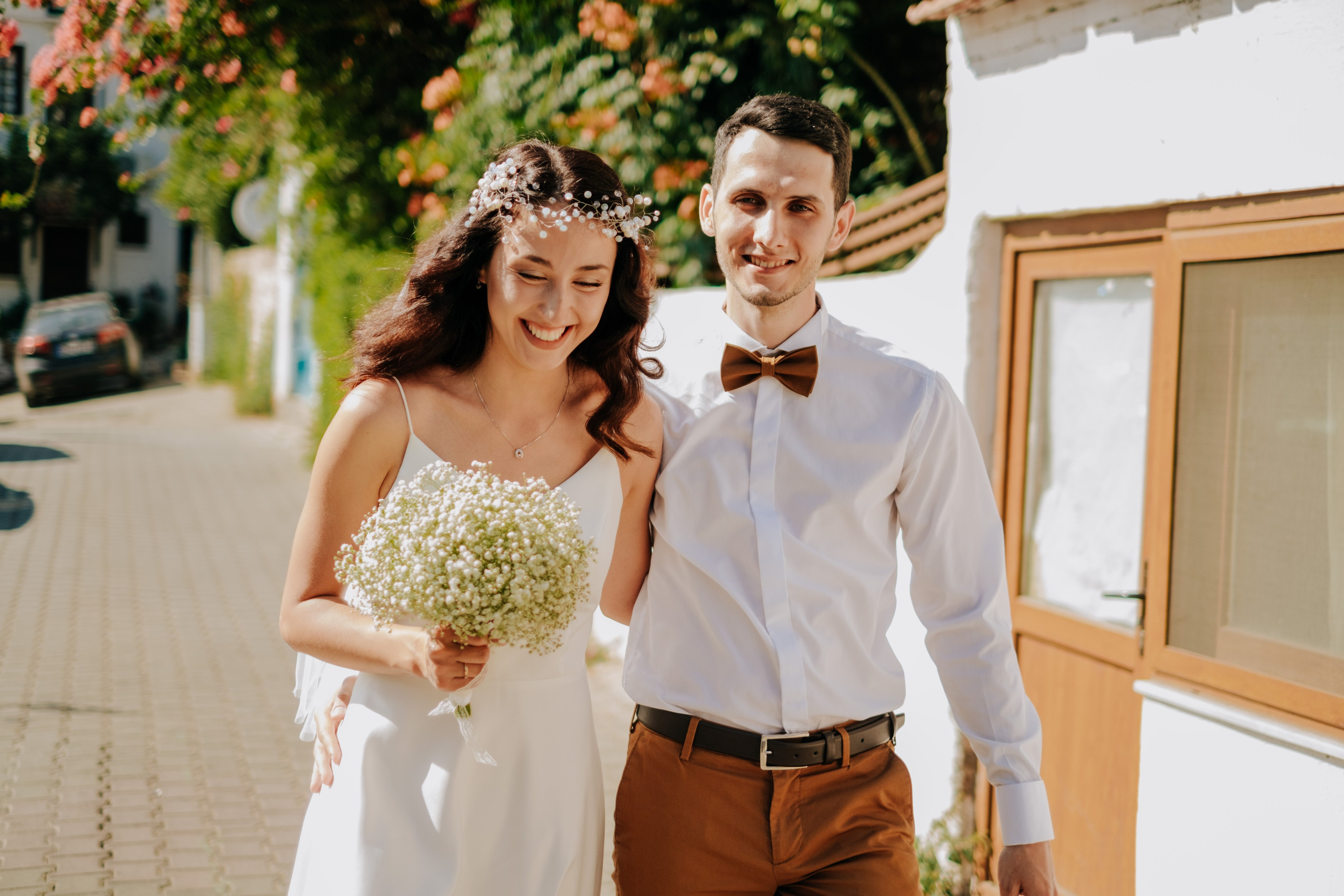 История Лари и Ланы