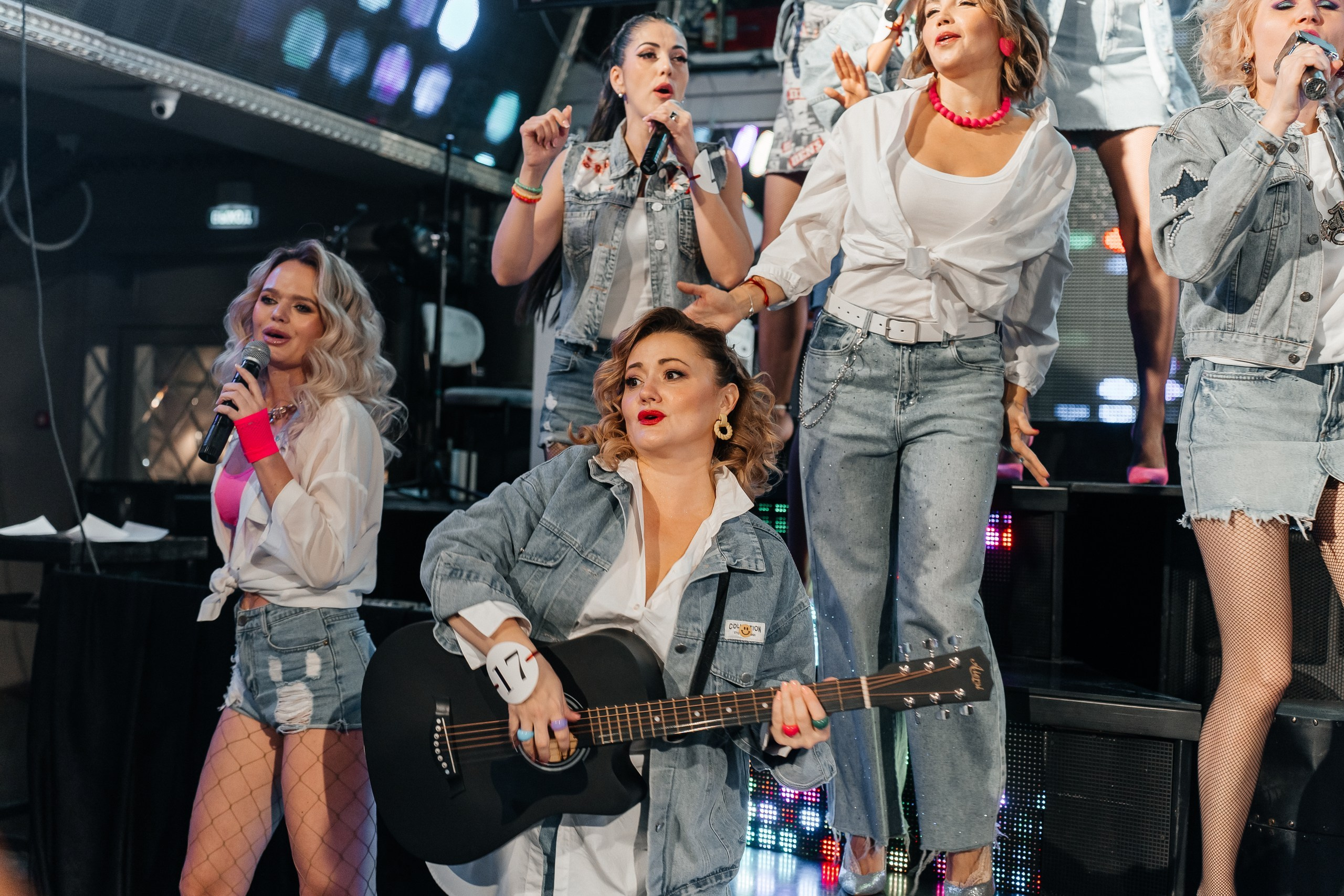 Одна единственная. Для тех, кто не ждёт удачи, а создаёт её. Каждая фотосессия — это твой момент, твой стиль, твой успех. 📸