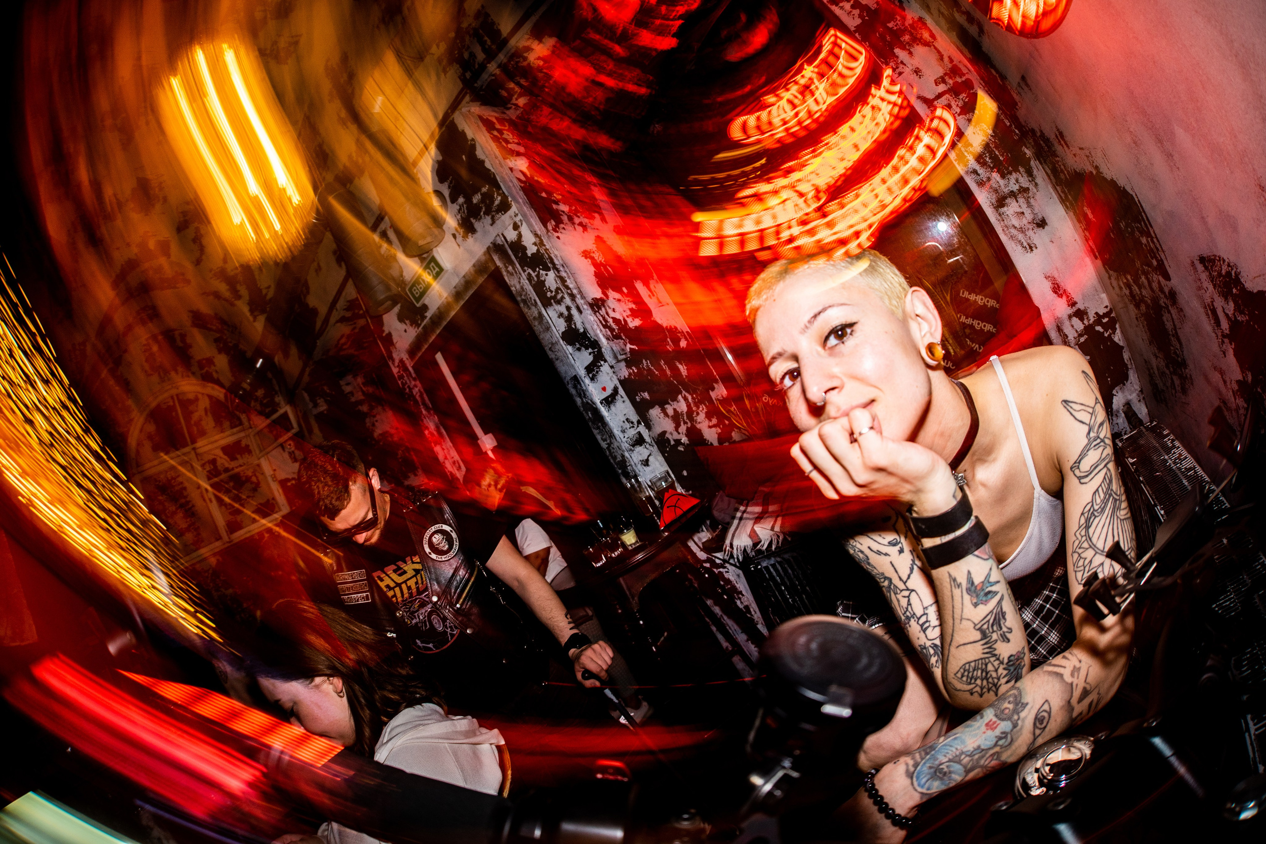Панк-вечеринка в Баре разбитых сердец. Концертный и репортажный фотограф в Санкт-Петербурге Слава Пахомов