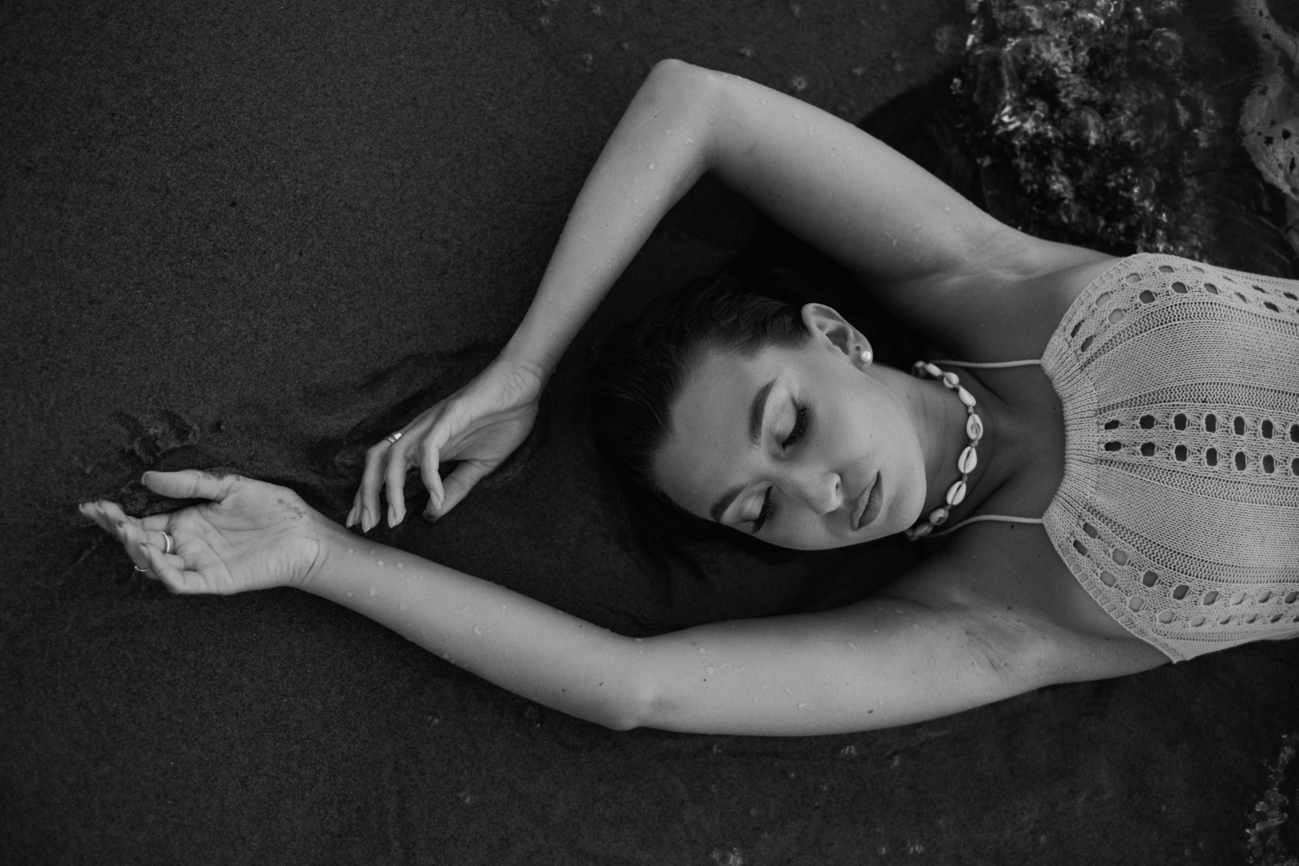 Рита на берегу. Фотограф в Новосибирске Диана Ильиных