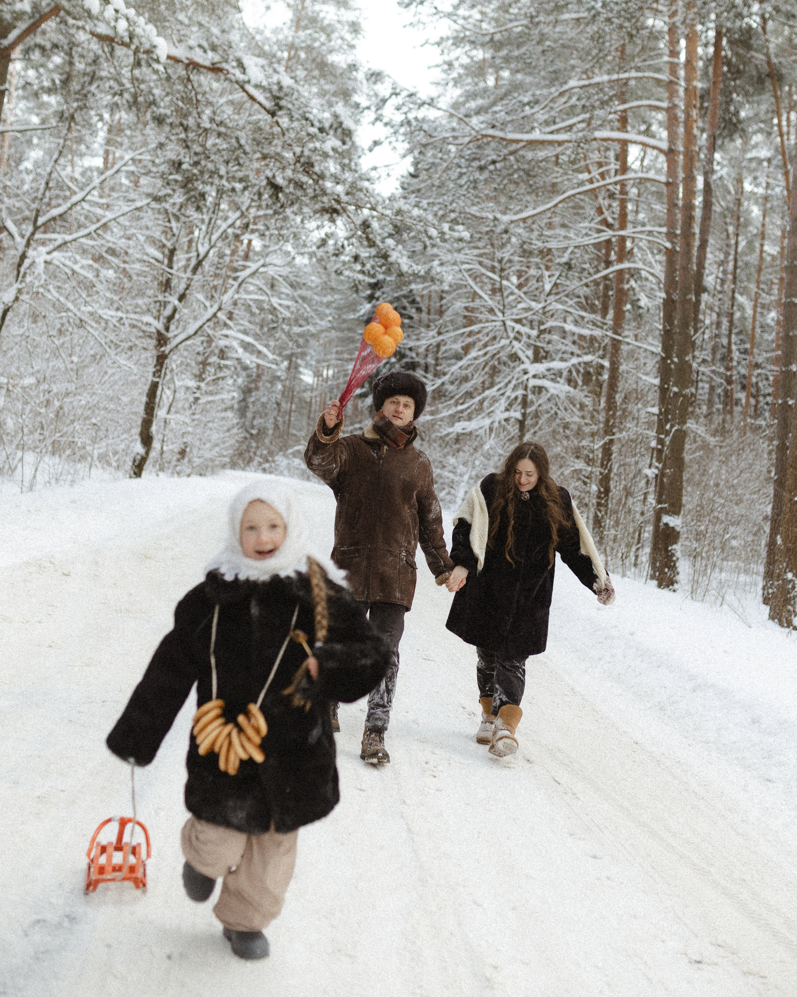 Зима не холодная, когда рядом свои. Семейный фотограф в Москве Алина Савченко