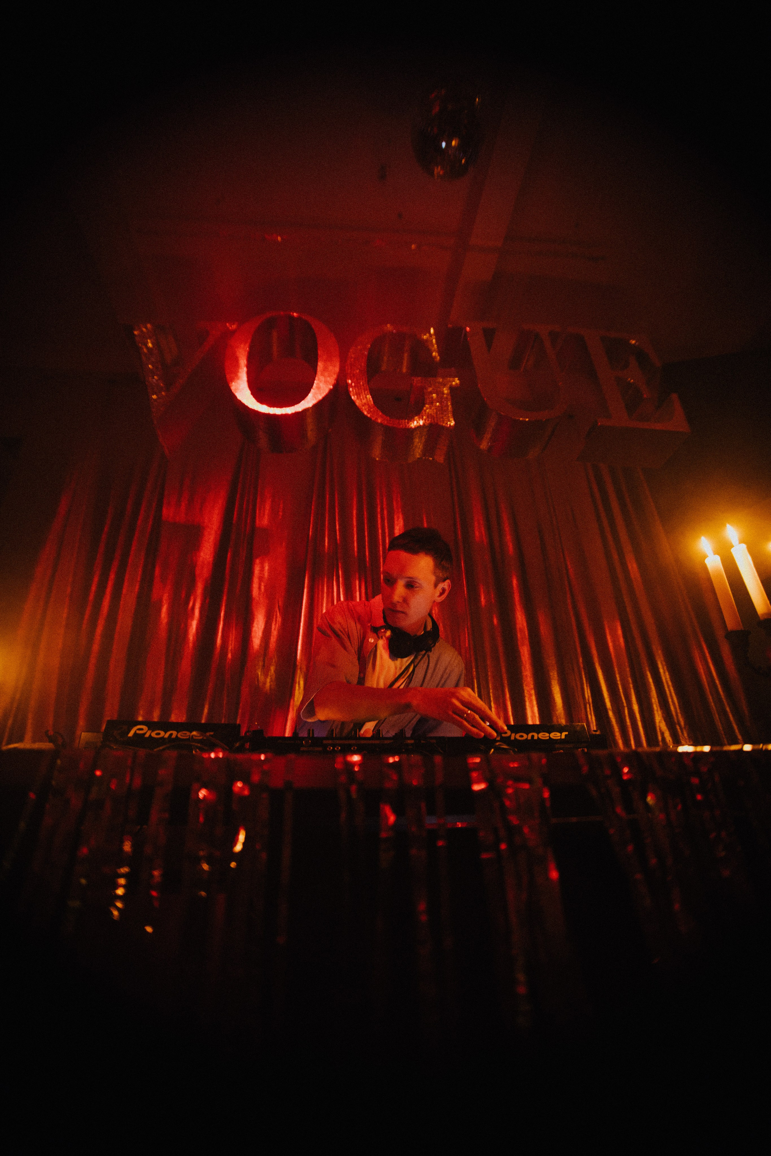 VOGUE BAL 14.02. Фотограф Егор Огородов