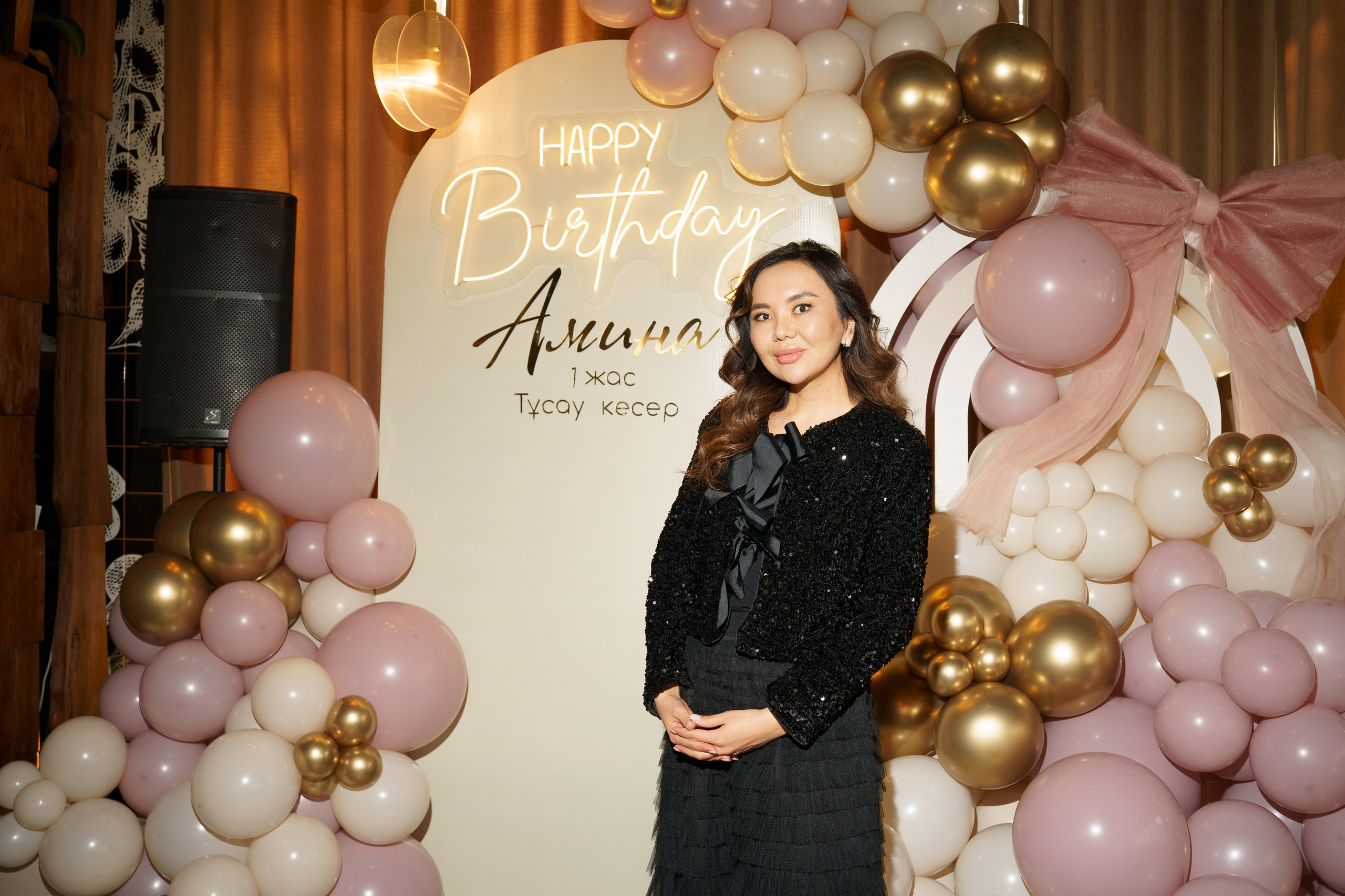 Амина — Тұсау кесер — 1 годик малышке