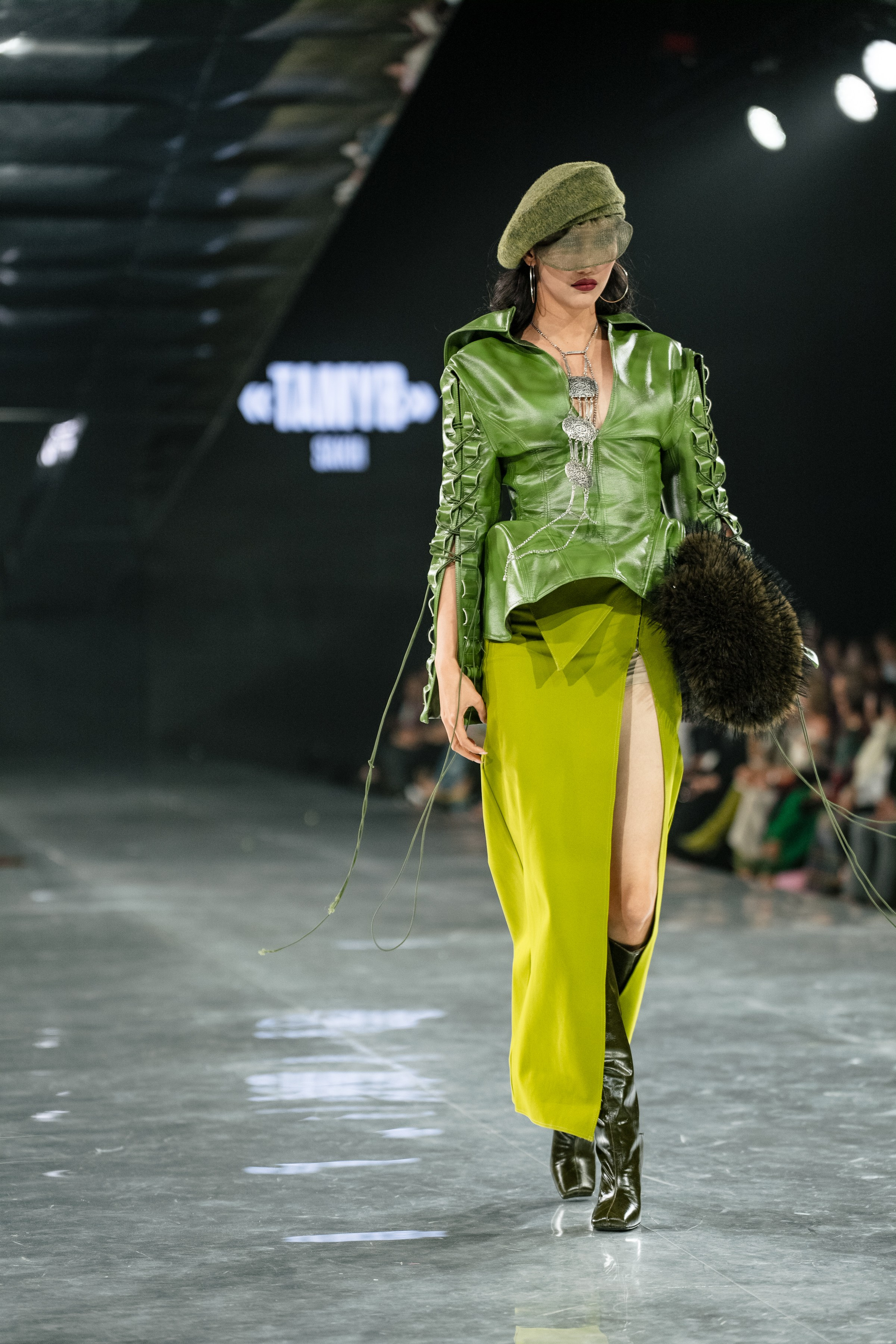 Visa Fashion Week SAKH. Сайт Алматинского НЮ АРТ, будуар и фэшн фотографа Дениса Карпенко