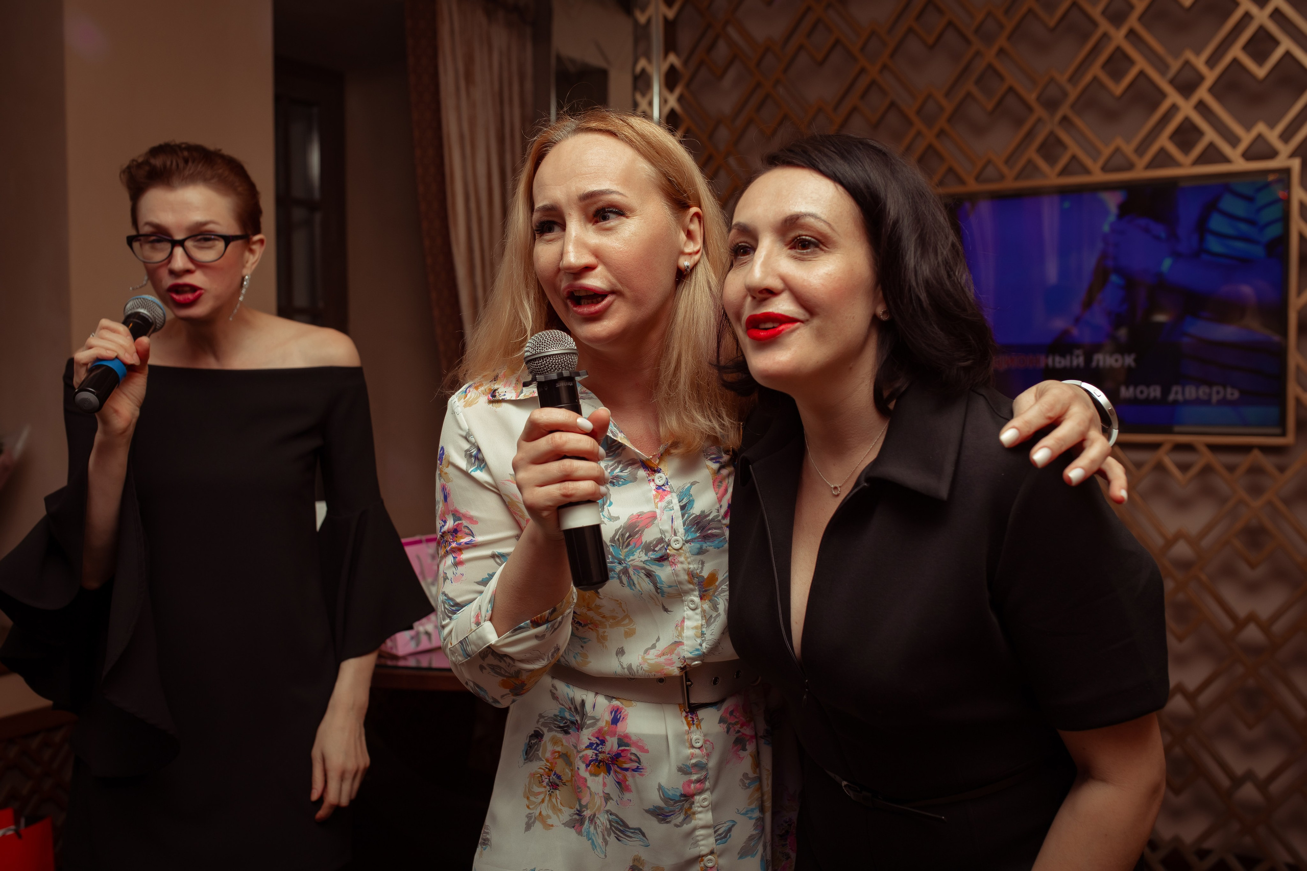 Юбилей в караоке. Семейный и детский фотограф в Москве Дорогова Екатерина