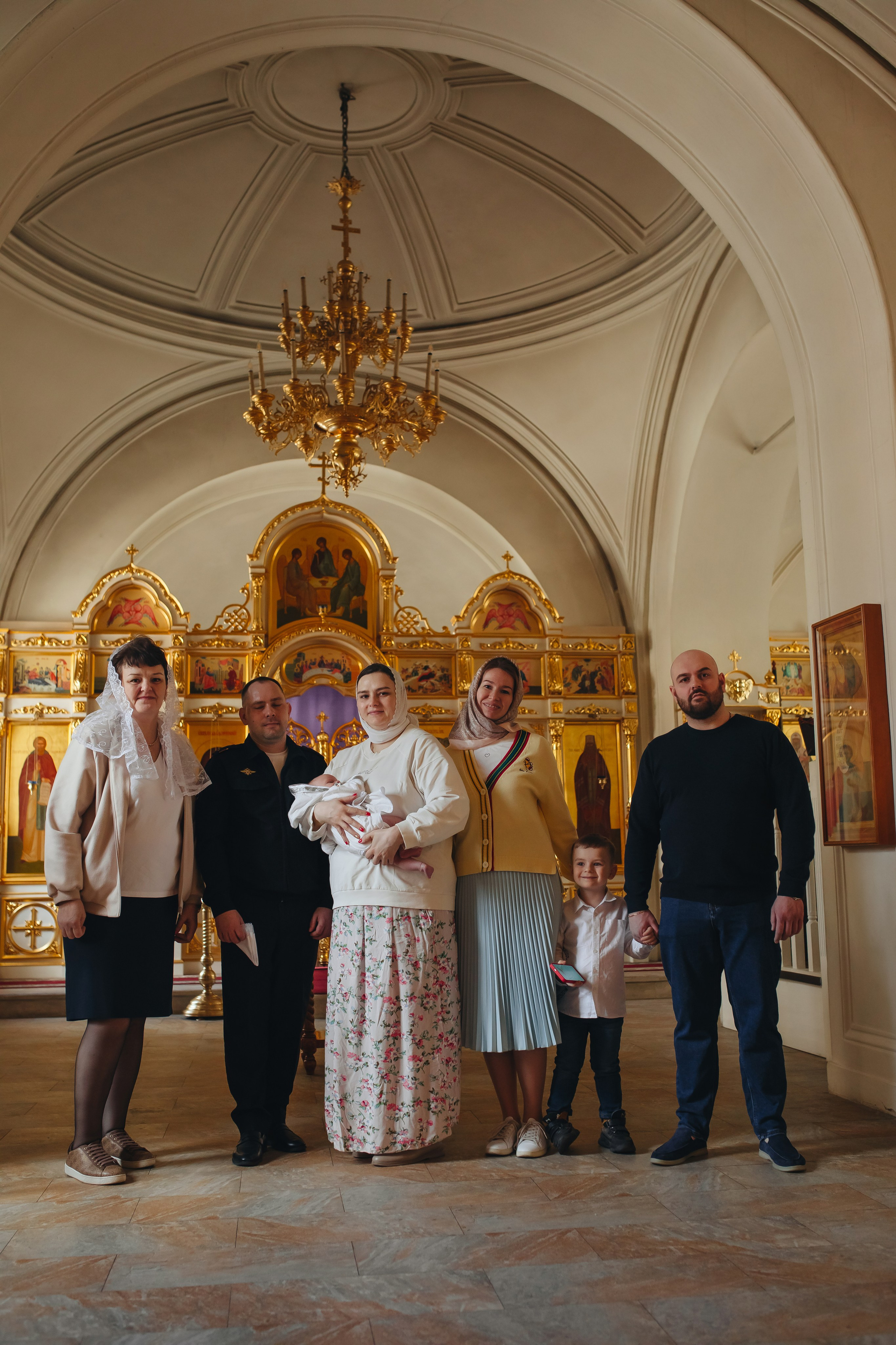 Крещение в светлом Храме. Семейный и детский фотограф в Москве Дорогова Екатерина