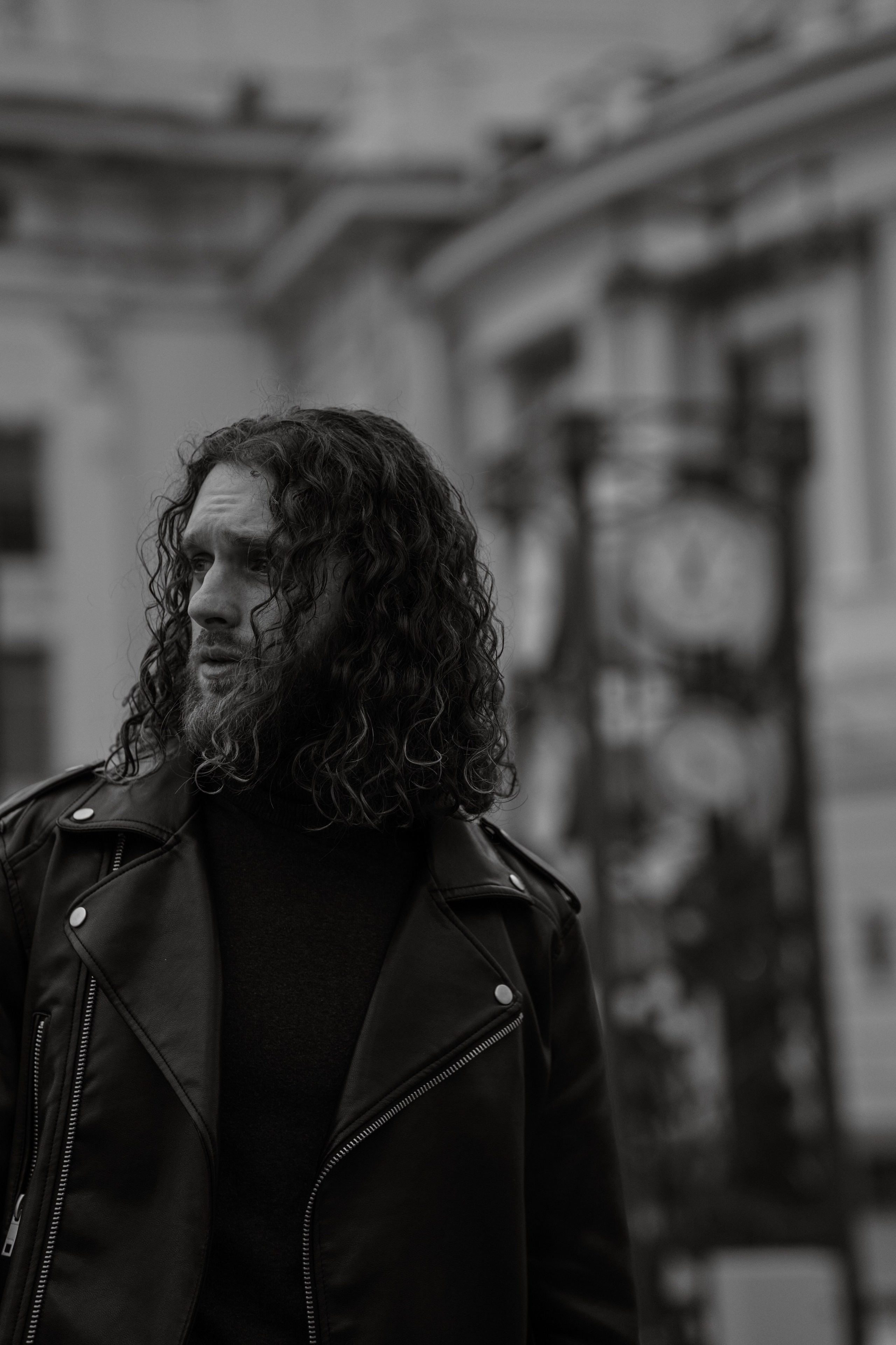 Илья, 187 см, 48-50 р-р. KED Production — продакшн из СПб. Создаём фото, видео и контент, который помогает брендам и селлерам продавать больше