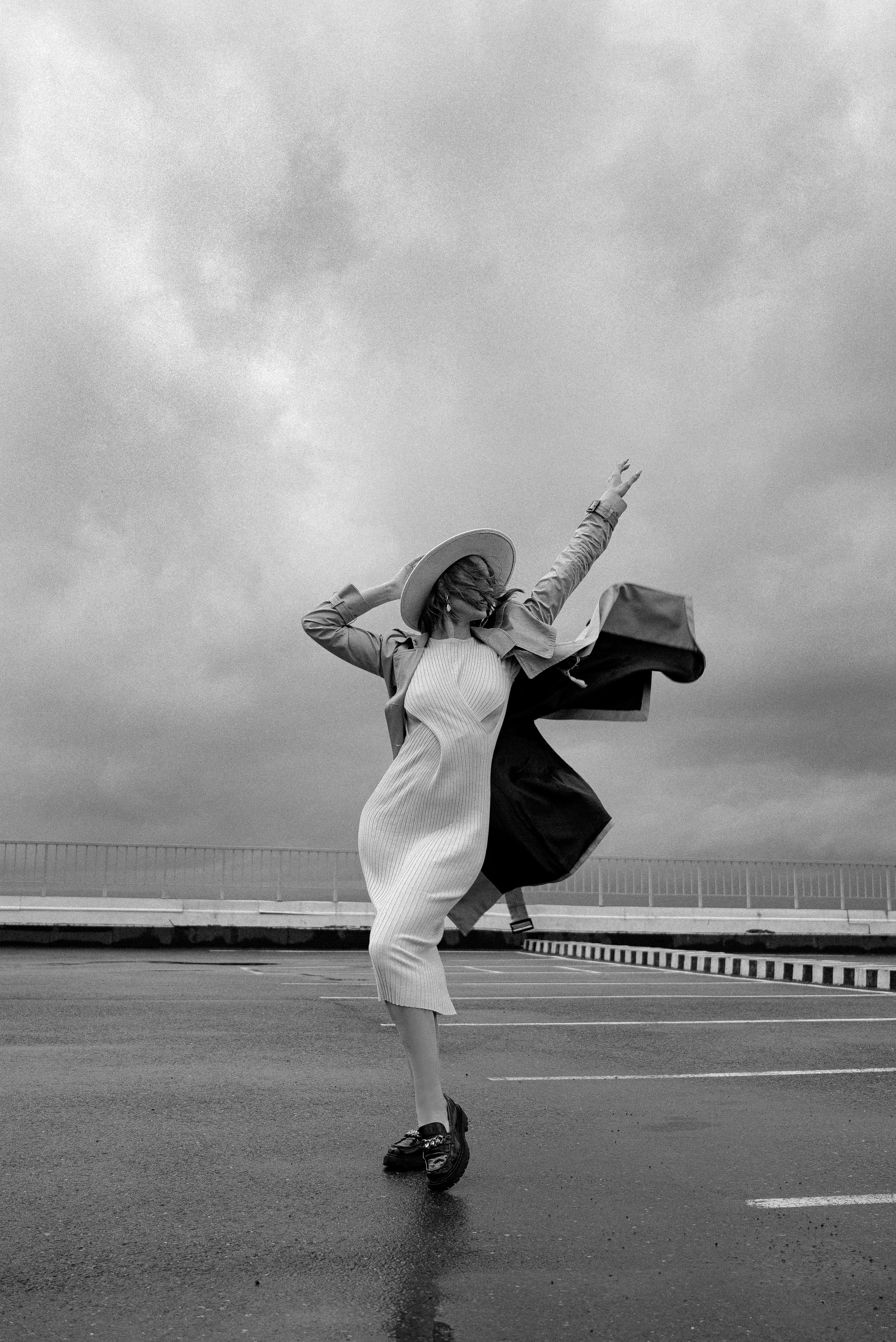 Где-то на парковке. Тамара Власова