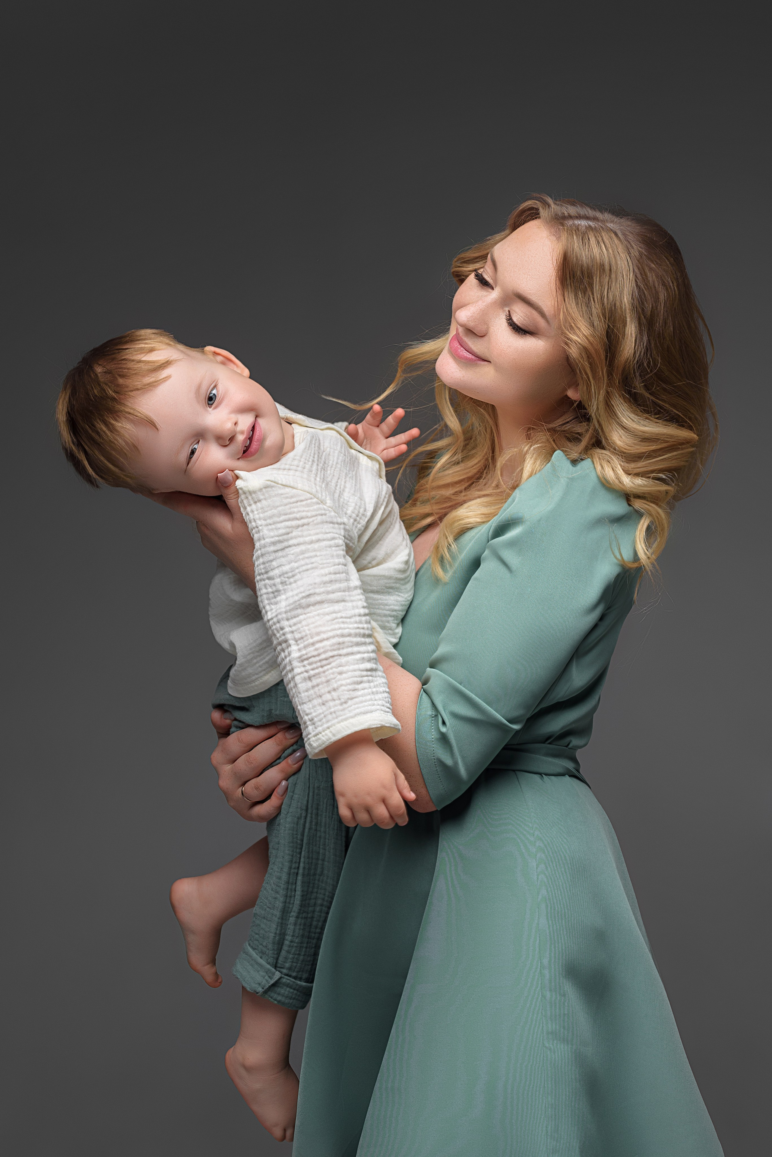 Семейная съемка. Фотограф беременности и новорожденных в Рязани