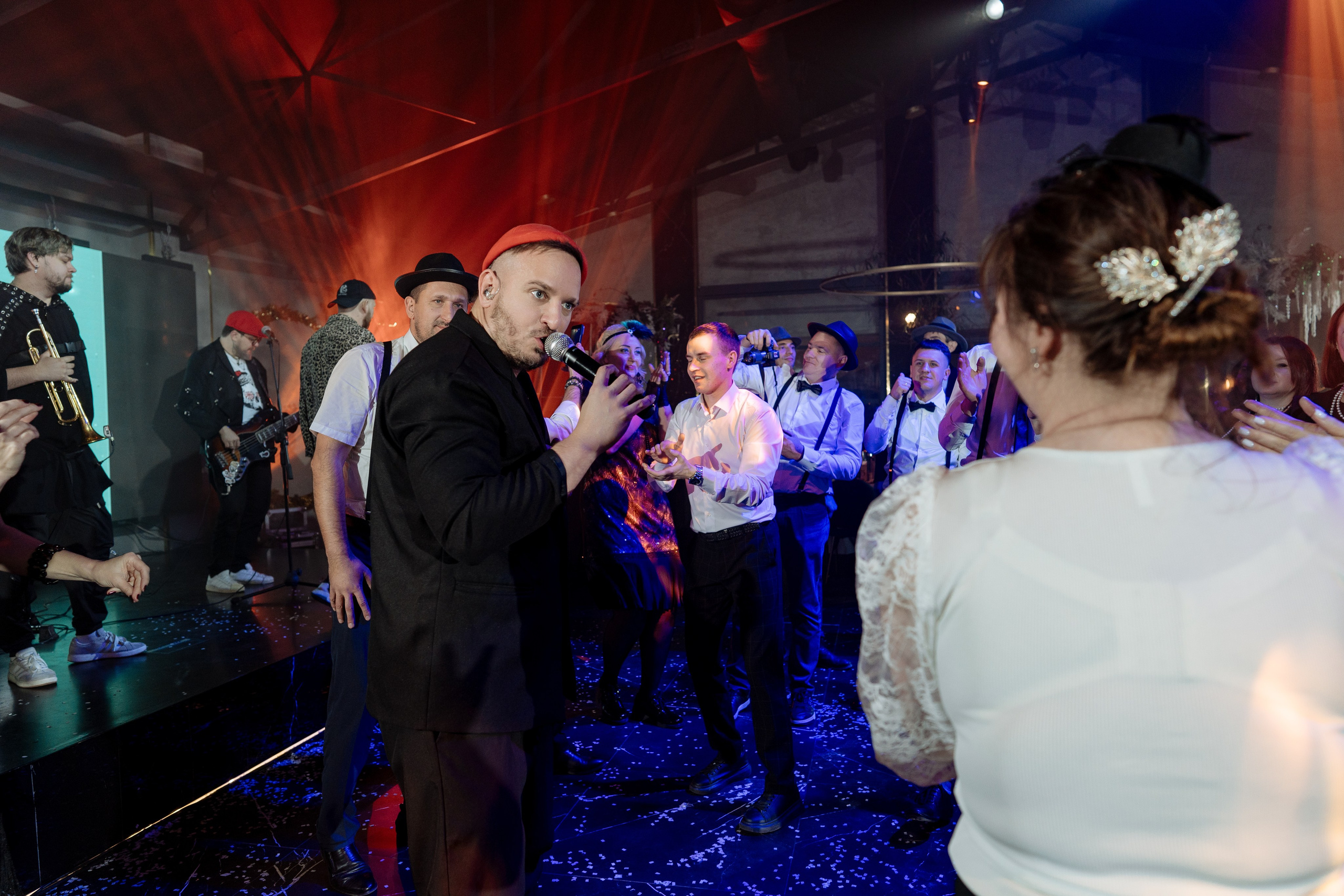 Альбион Тур