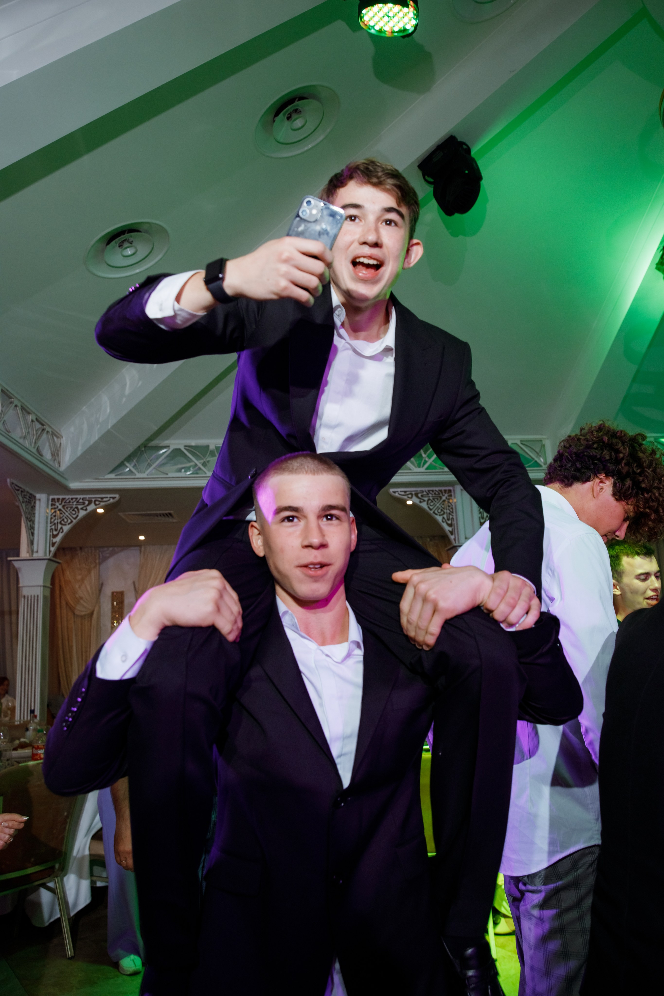 Выпускной_2024. Фотограф Илья Чудин в Саратове