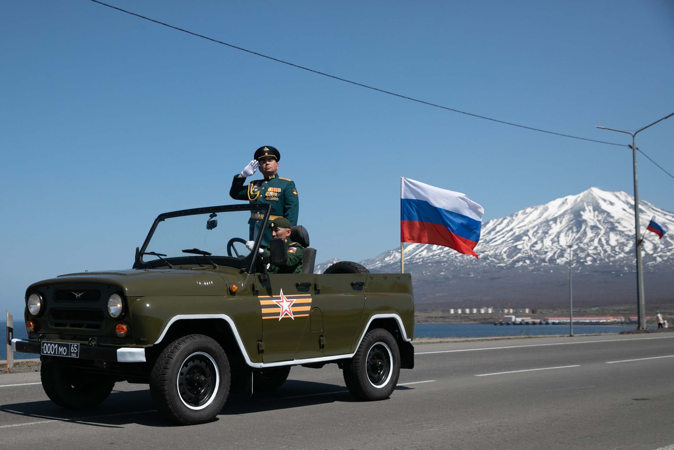 Парад Победы о. Итуруп. Фотограф Анна Сорокина