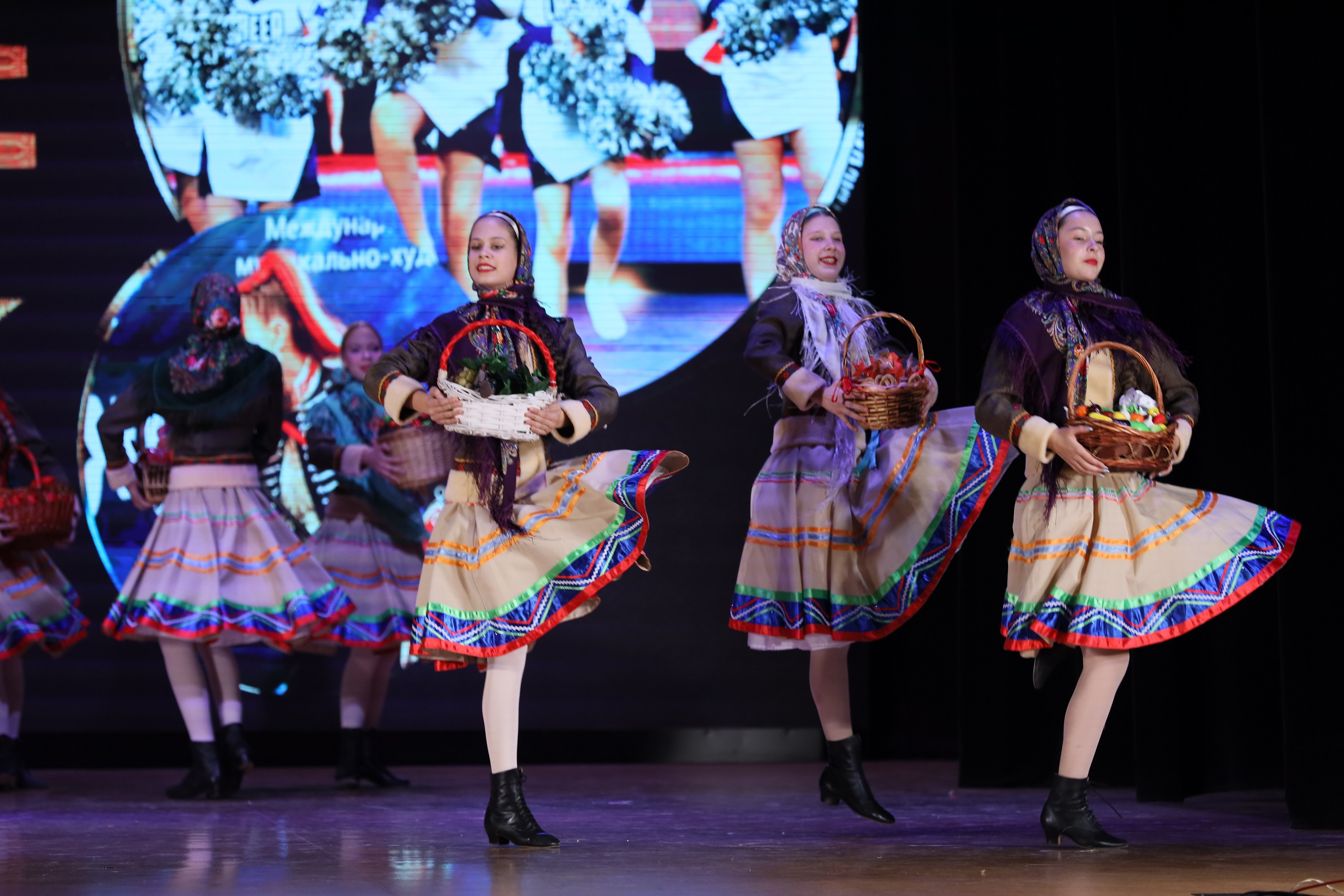 4 ноября, блок 1, видео, номера 1-13, г. Краснодар. Золотое яблочко