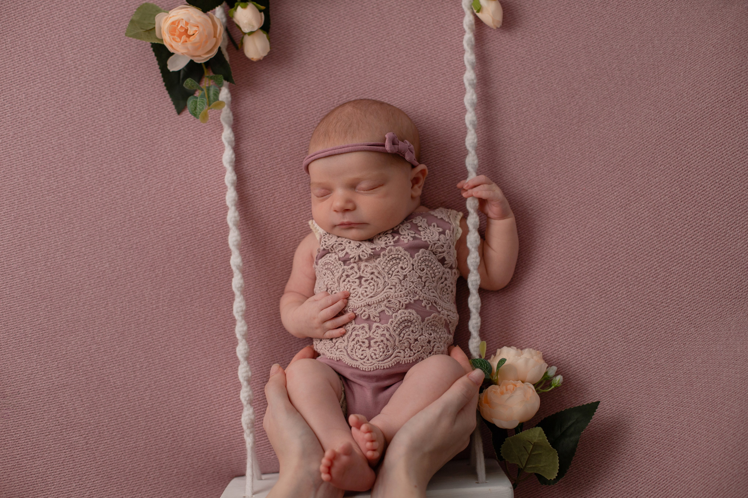 Малышка Виктория (8 дней). Фотограф в Северском районе| г. Краснодар Алена Заливчая