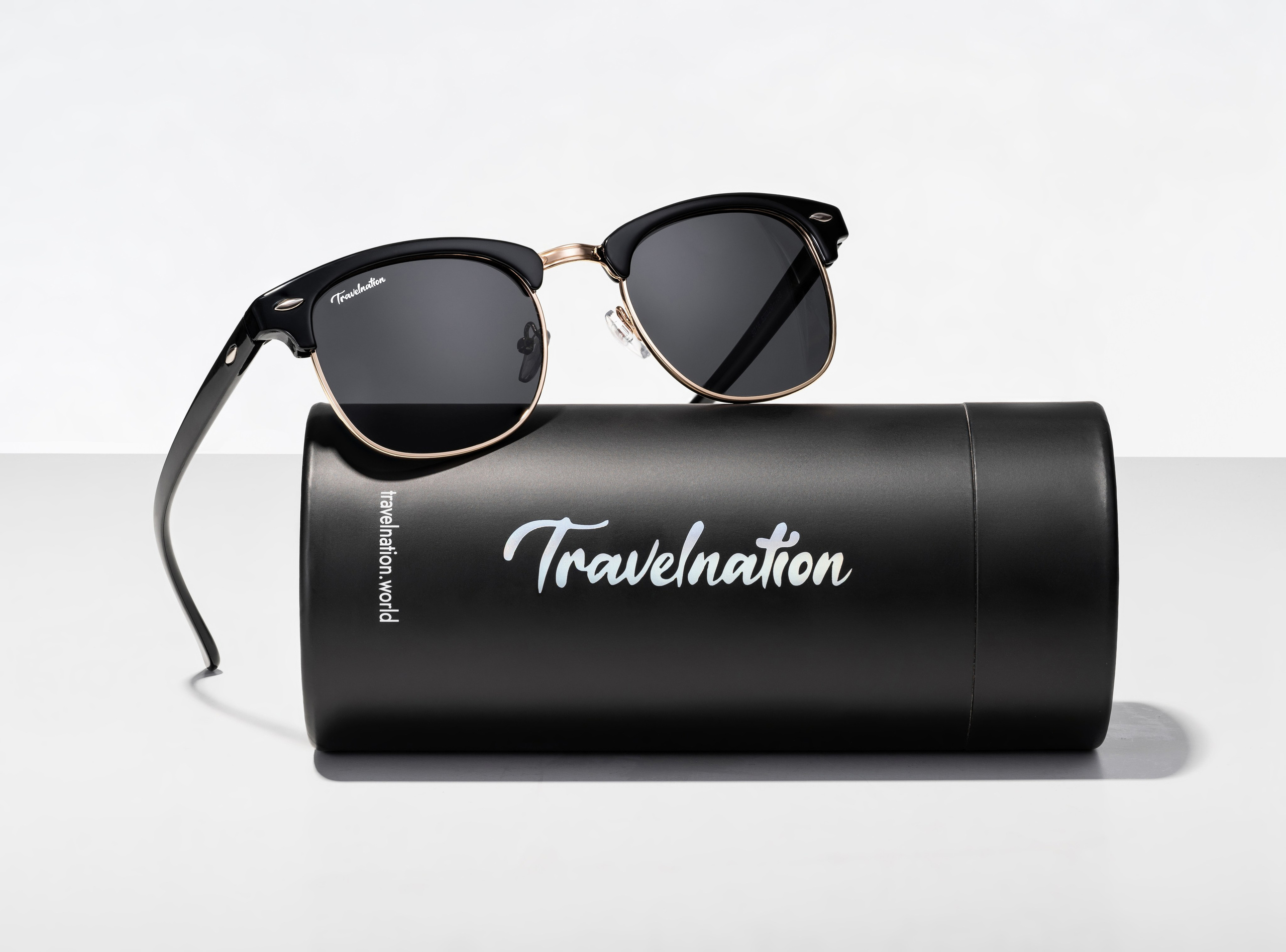 Очки. Студия рекламной и предметной съемки товаров WELKO Studio