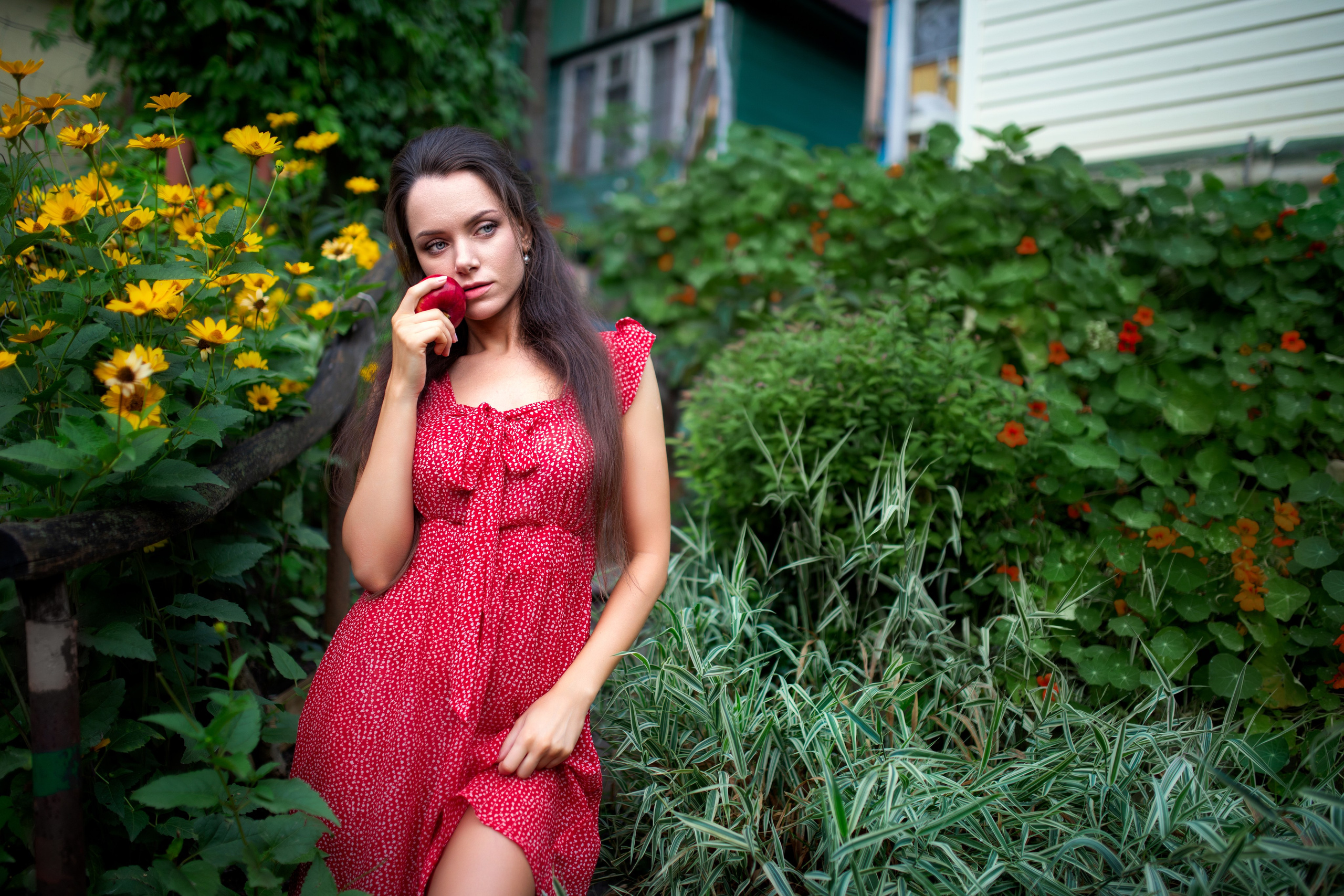 Съемка с Екатериной на рассвете на берегу реки