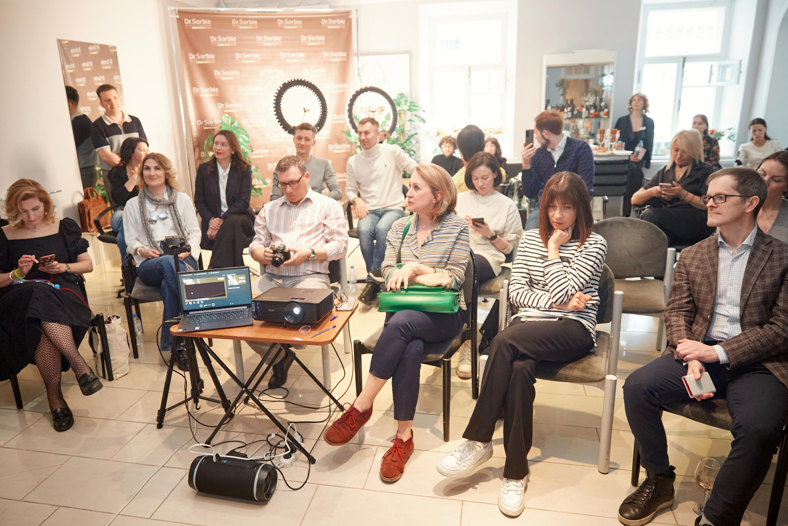 Dr.Sorbie в салоне Долорес. Фотограф ваших самых ярких событий в Москве и СПБ. Збронская Юлия