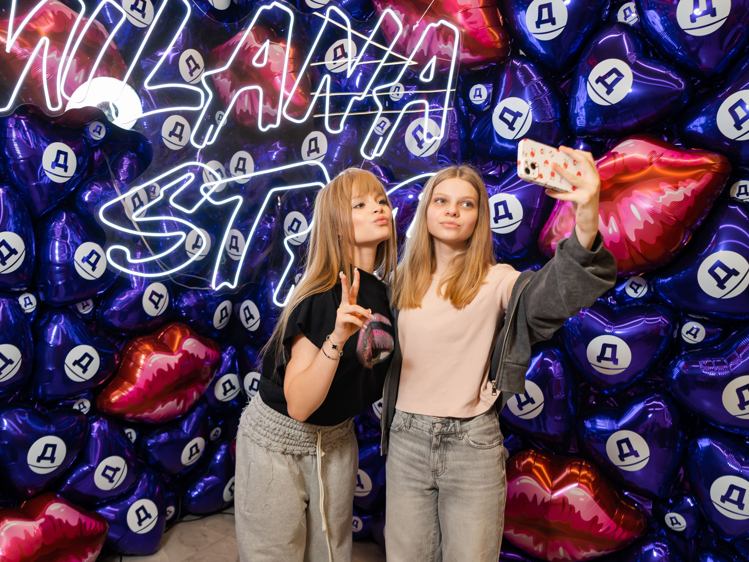 Дикси — Автограф сесия Милана Star. Фотограф Москва