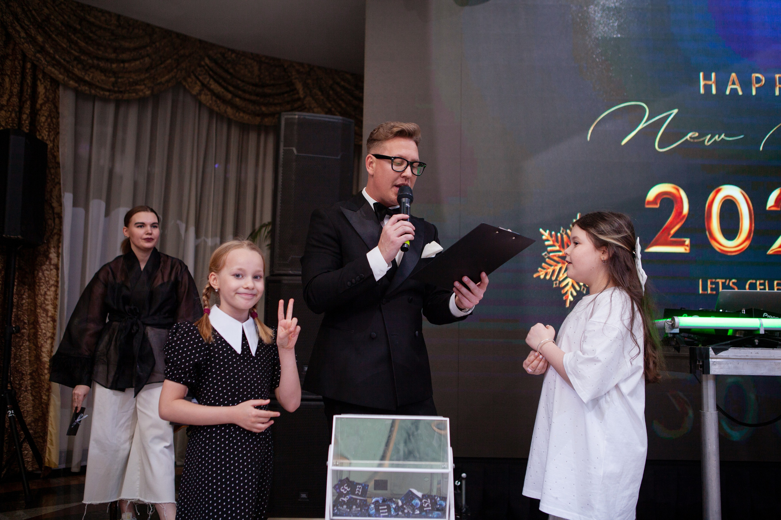 НОВОГОДНЯЯ НОЧЬ 2024. Фотограф на любое мероприятие