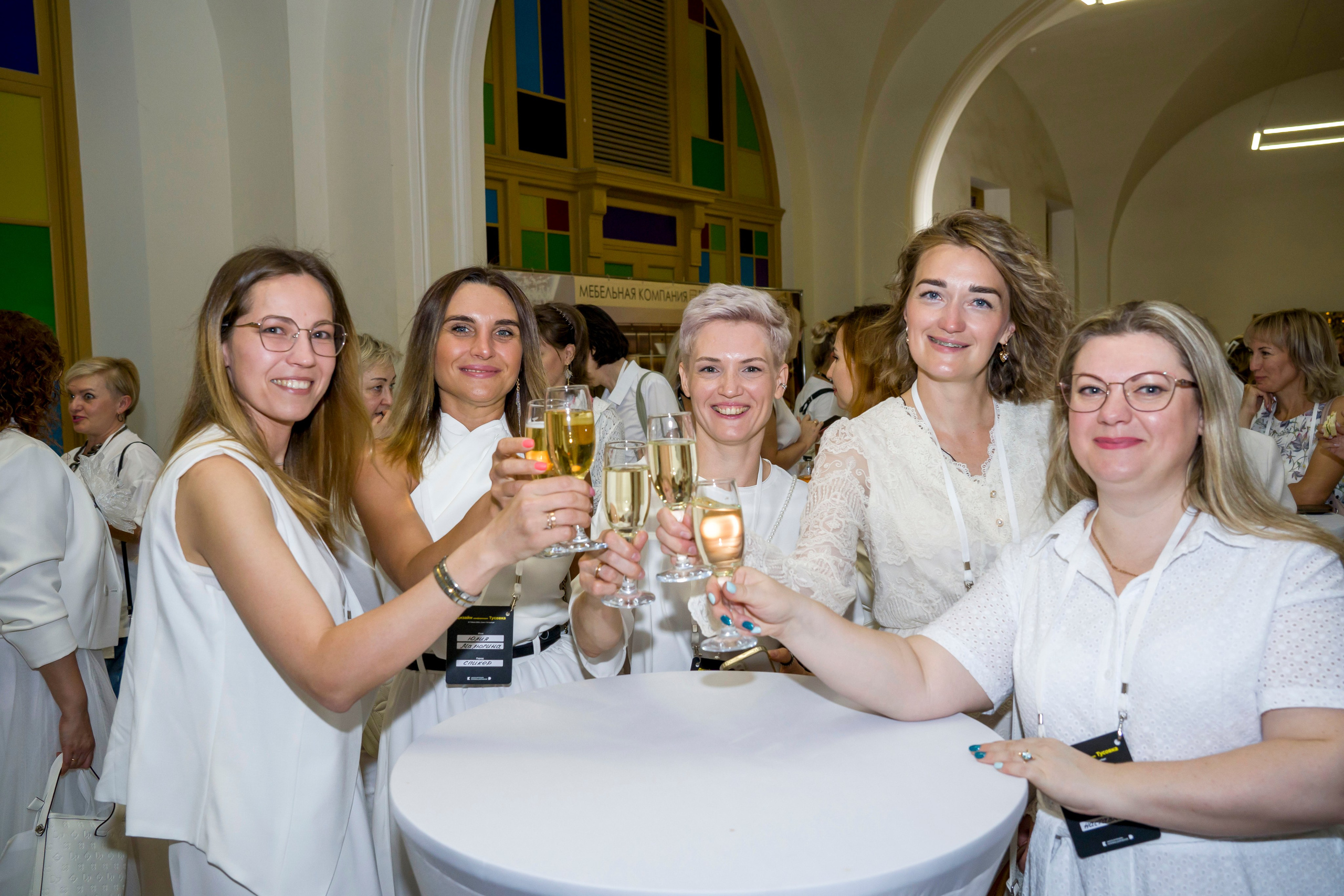 Дизайн-тусовка от школы интерьера Екатерины Дубровской. Фотограф в Санкт-Петербурге. Репортажная и все съёмки для бизнеса