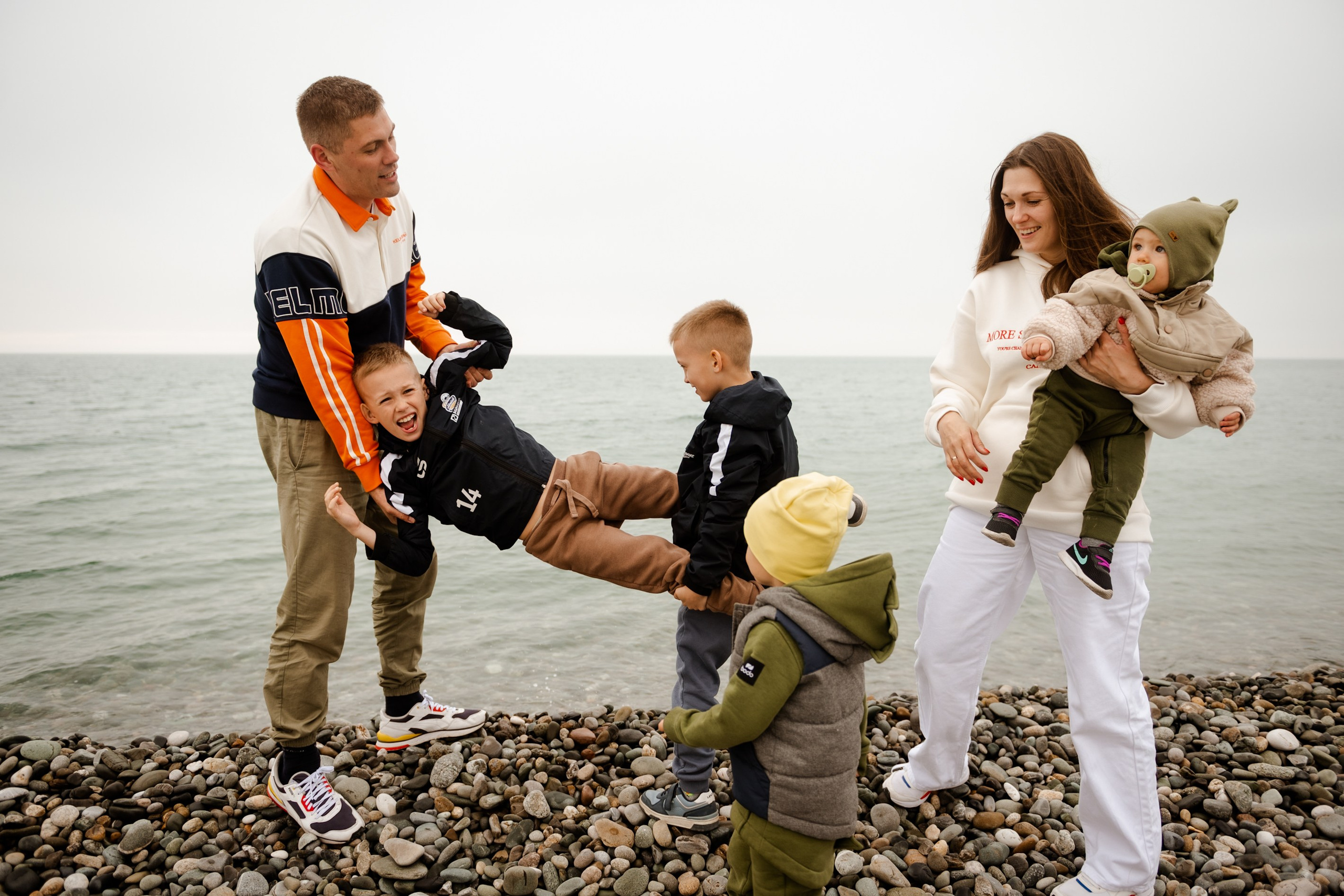 Когда нет солнца, но есть настроение)). Свадебный и семейный фотограф София Невская