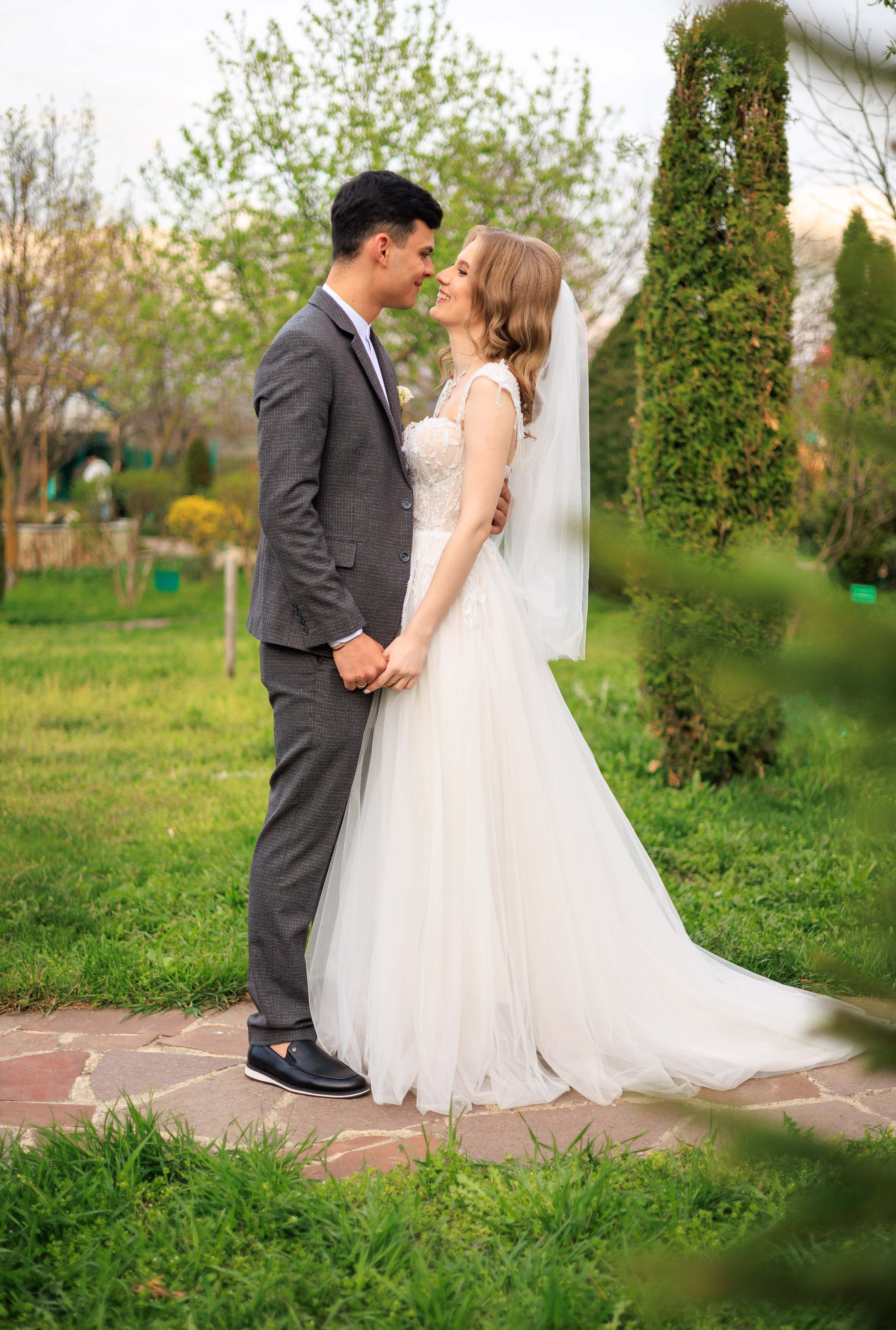 Романтическая свадебная съемка у озера в Пятигорске