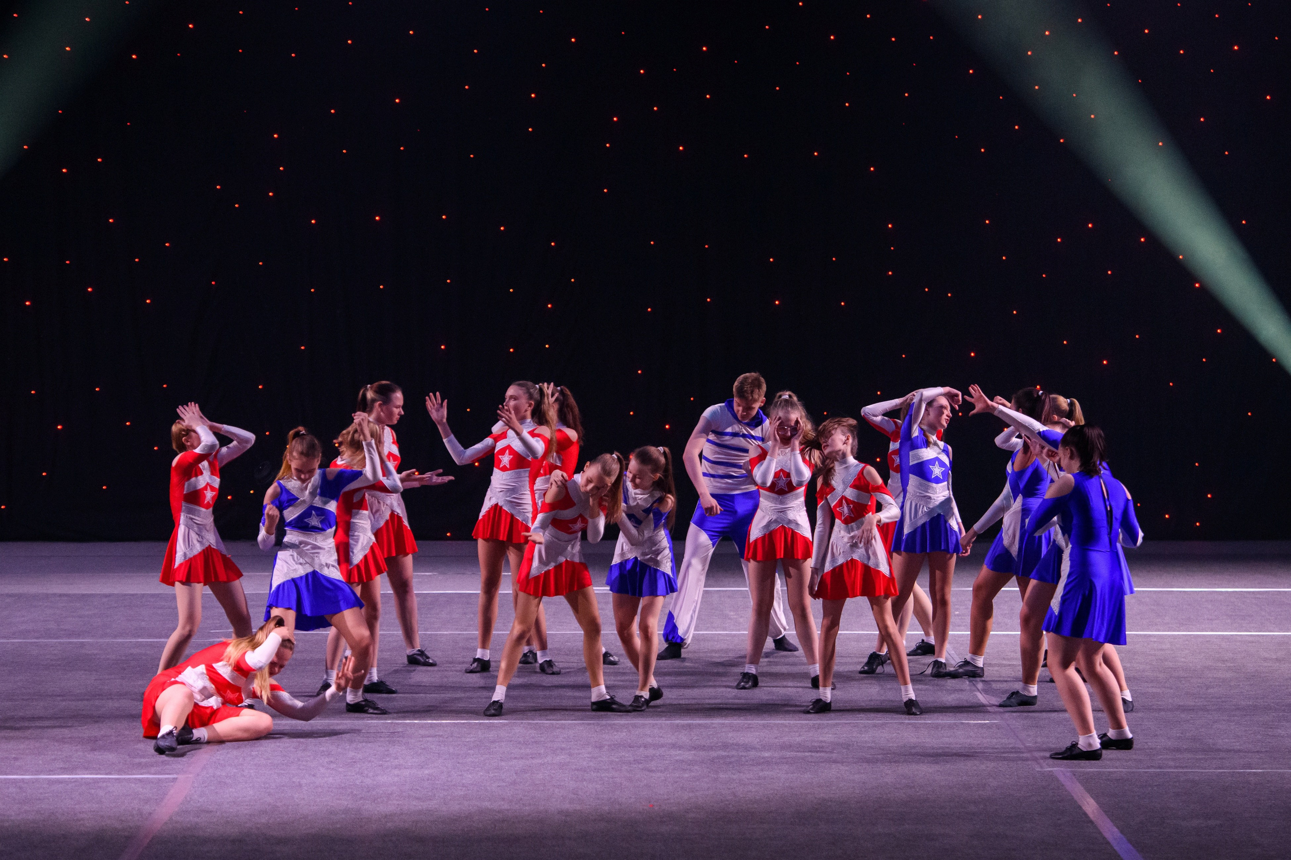 6 мая, концерт 10 лет, Сибур Арена, г. Санкт-Петербург. Золотое яблочко