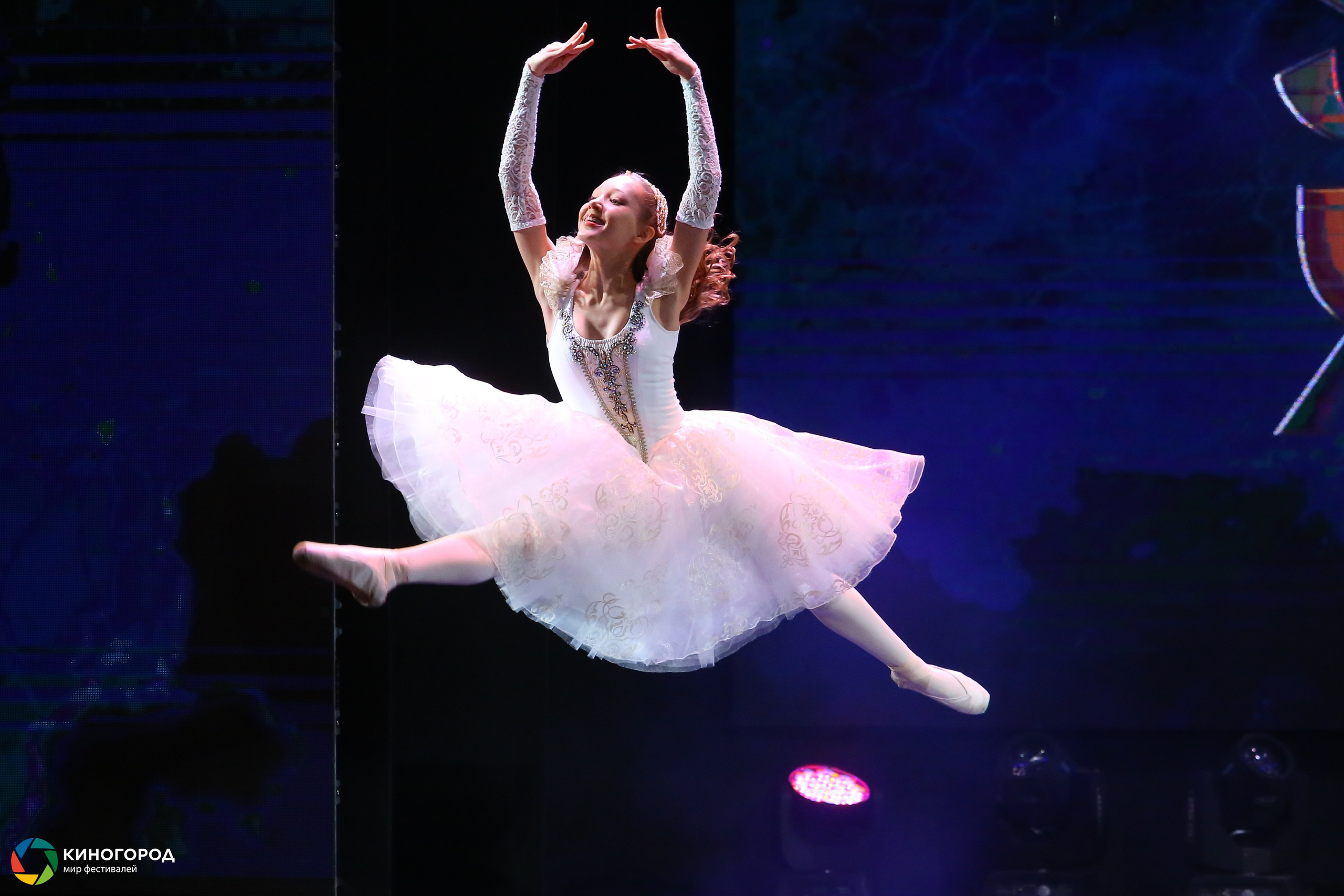 9 марта, конкурс, г. Екатеринбург. Золотое яблочко