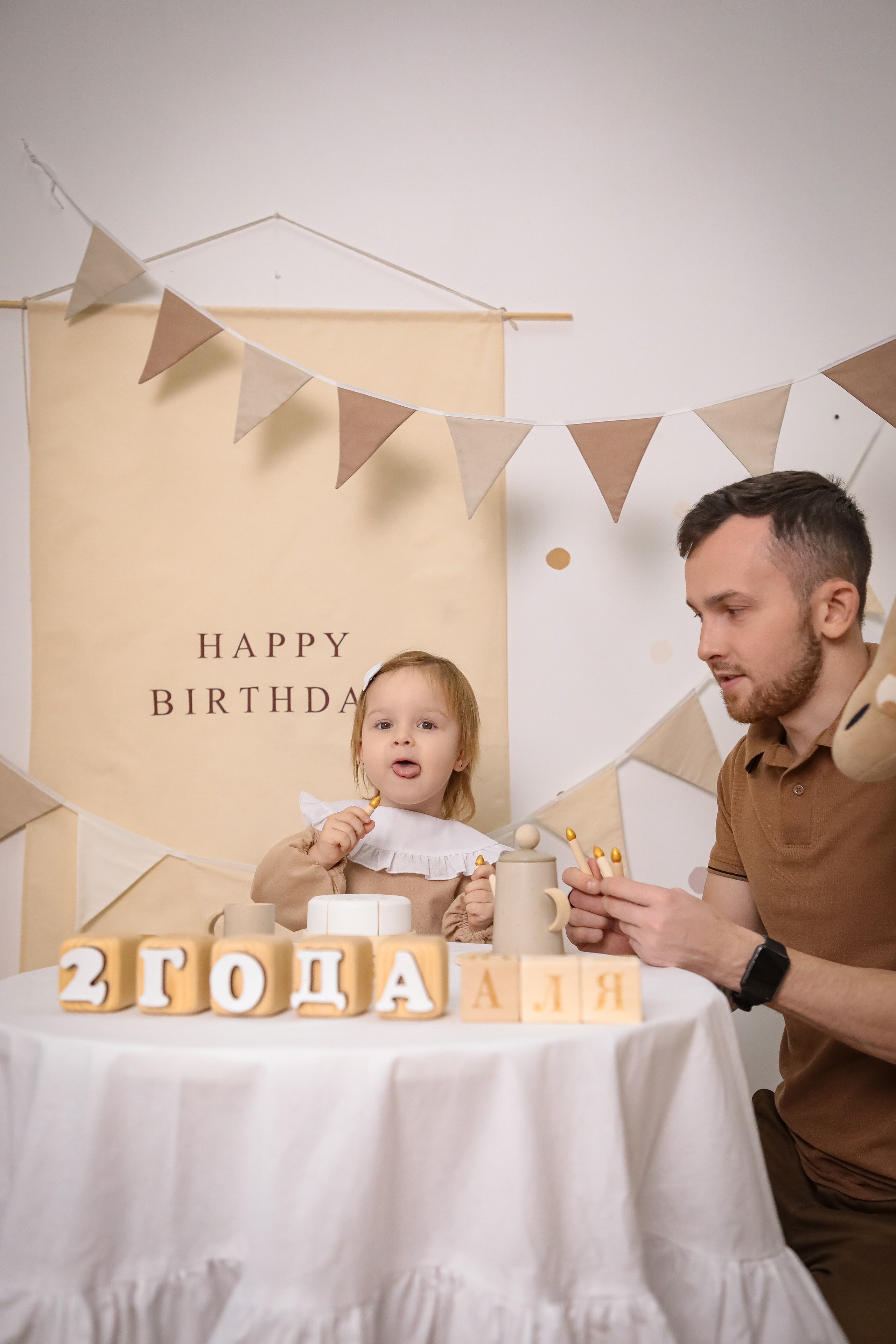 2 годика Алексине. Фотограф г. Хабаровск. Семейные и индивидуальные съёмки