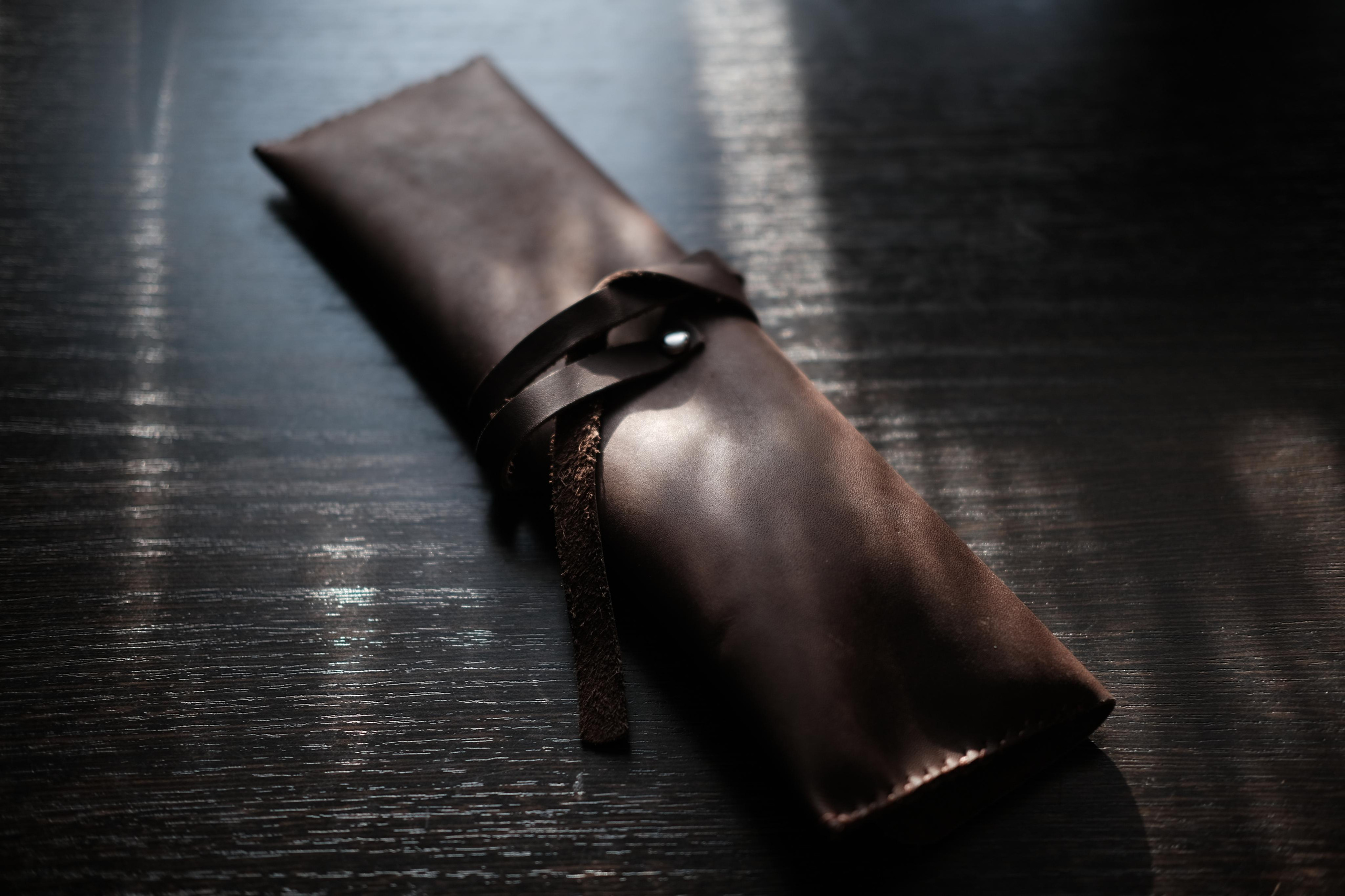 Чехол для столовых приборов из орехового краста 1.2 мм. 