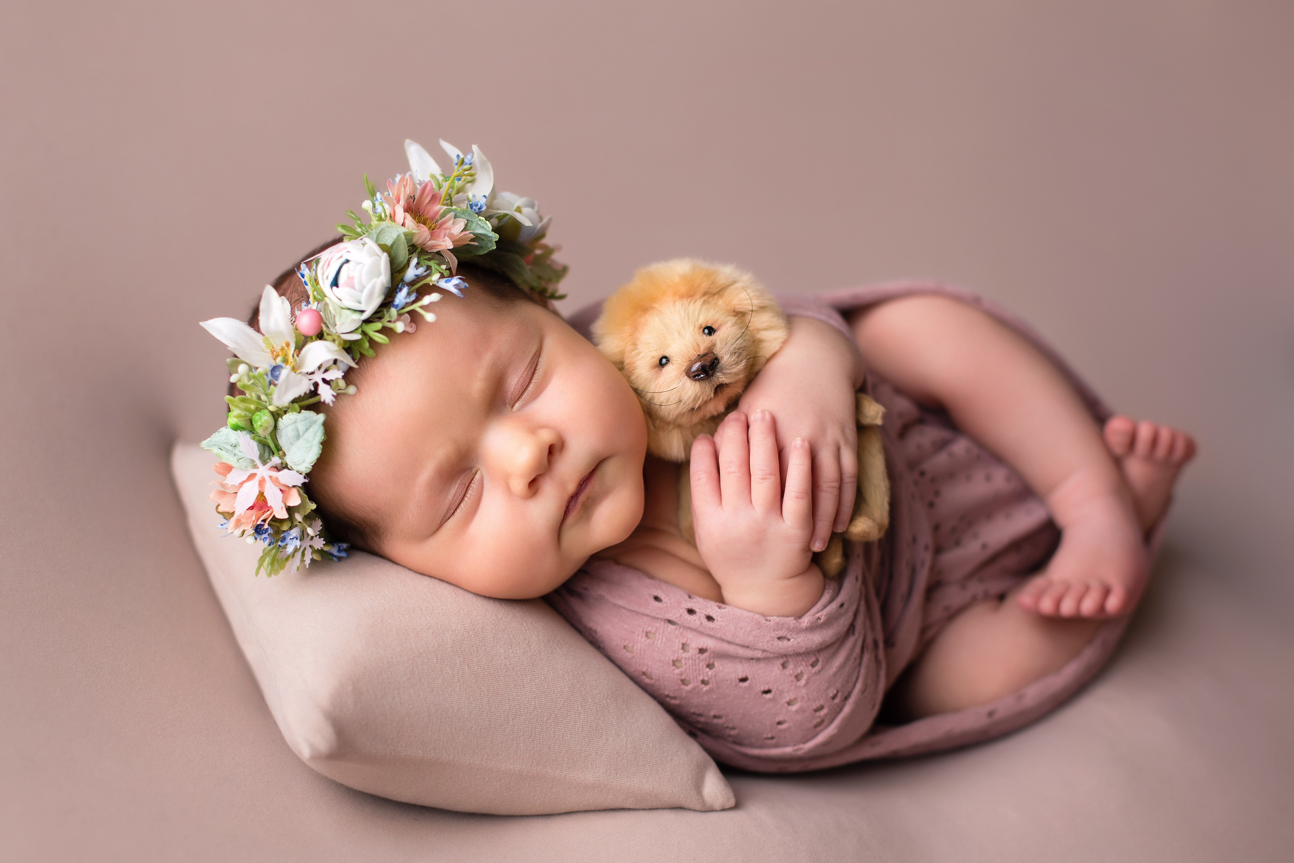 Новорождённые. Детский, семейный фотограф в Новороссийске Алла Околиздаева