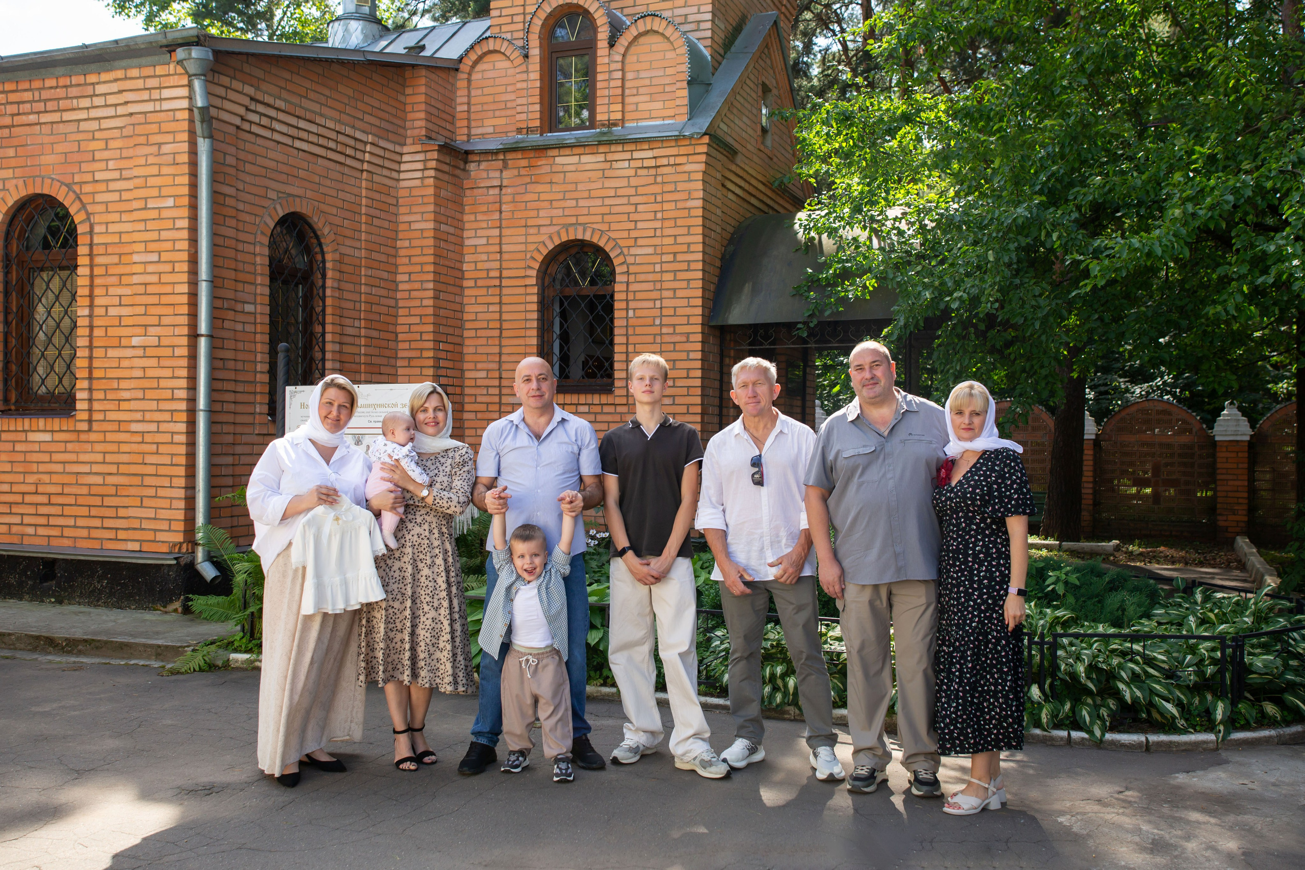 Крещение Веры. Храм преподобного Саввы Сторожевского. Семейный и детский фотограф Анна Петракова