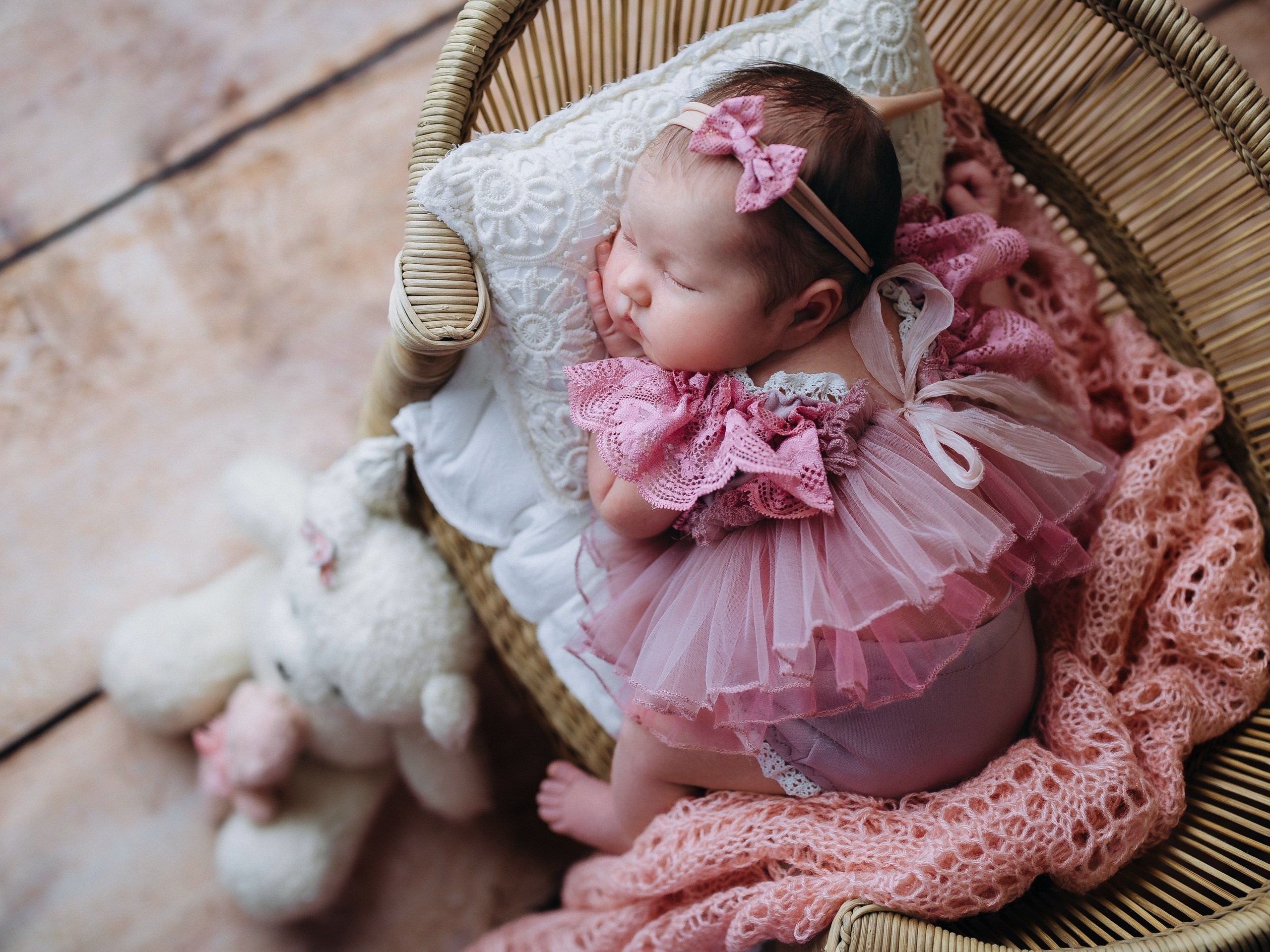 Фотограф новорожденных Чернова Анна. Ньюборн фотограф в Москве Чернова Анна — профессиональные фотосессии новорожденных в Москве на дому