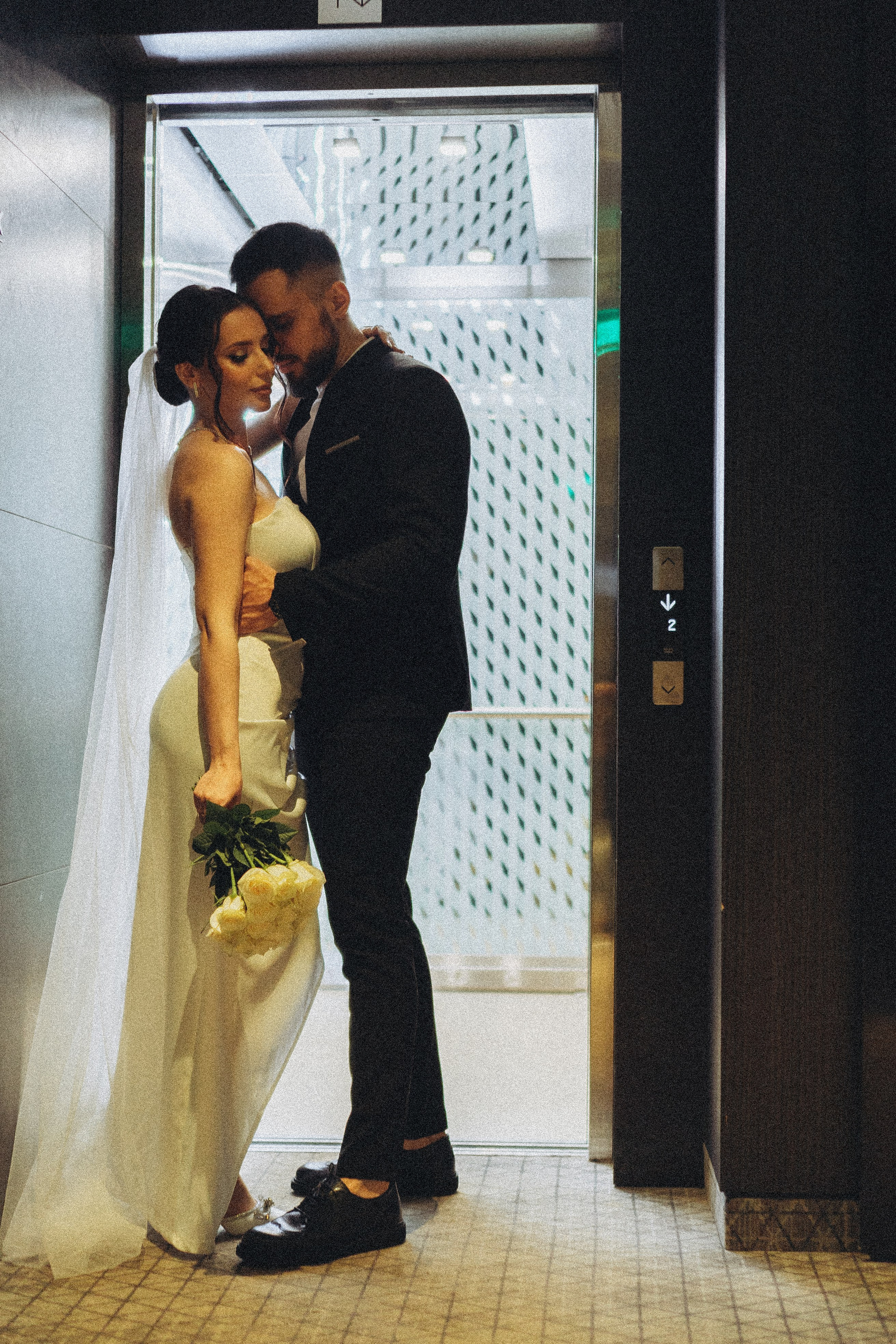 СВАДЕБНАЯ СЬЕМКА СБОРОВ ЖЕНИХА И НЕВЕСТЫ В ОТЕЛЕ И ТАКЖЕ ФОТОСЕССИИЯ В ОТЕЛЕЕ МЕГАПОЛИС БРЯНСК. Профессиональный фотограф, Санкт-Петербург — Виктория Богомолова