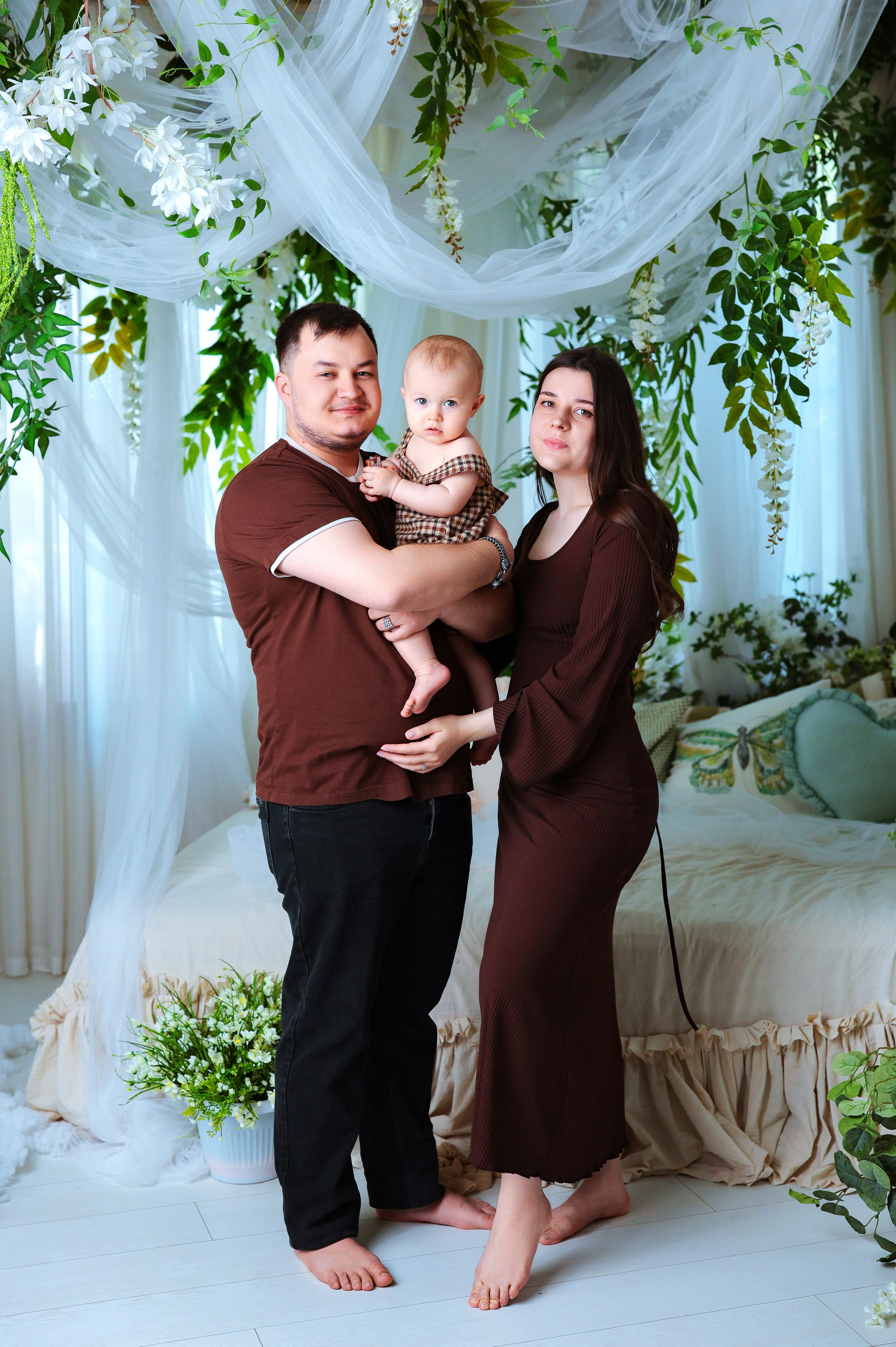 Студия MOMS. Добро пожаловать в мир моего творчества! Меня зовут Аня! Я детский и семейный фотораф!