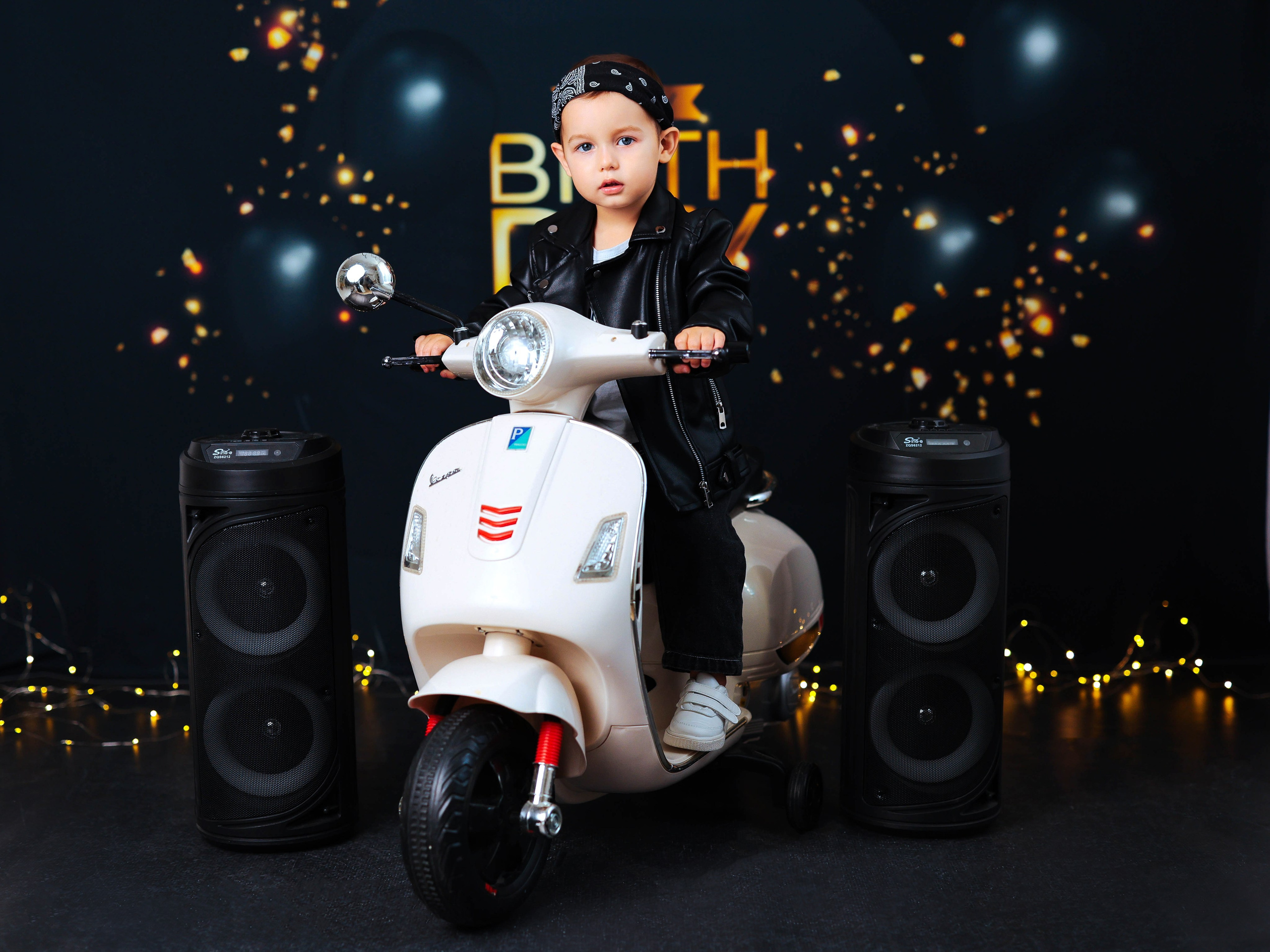 Мальчишки Антураж