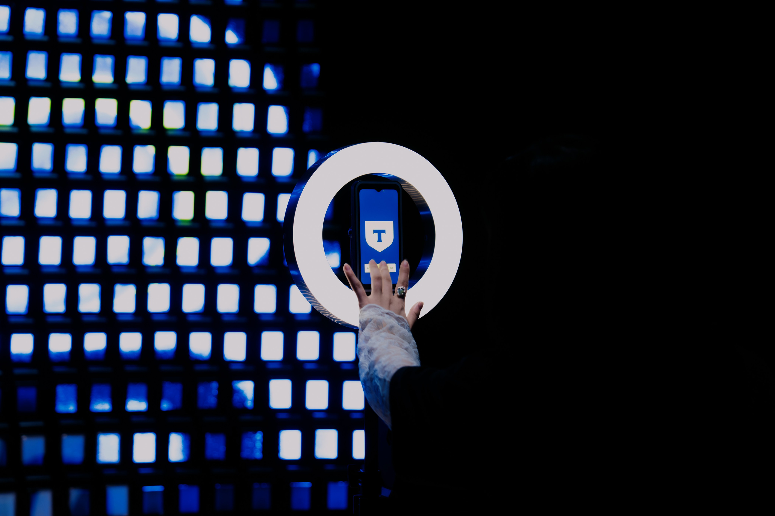 INTERVALS.EXHIBITION. @tomrus: Рустам Шагиморданов — фотограф