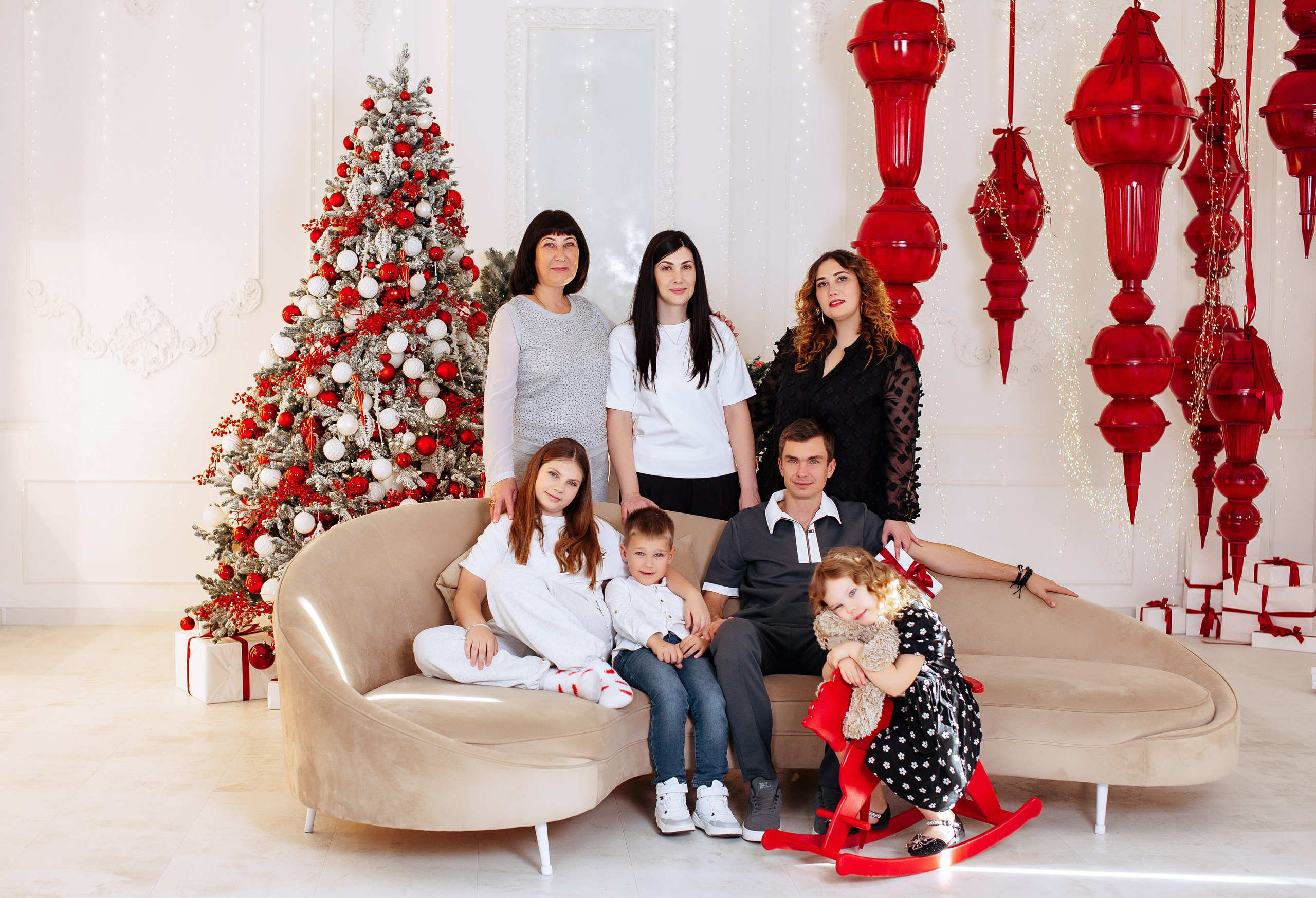 Семейная НГ. Https://malovafoto.ru