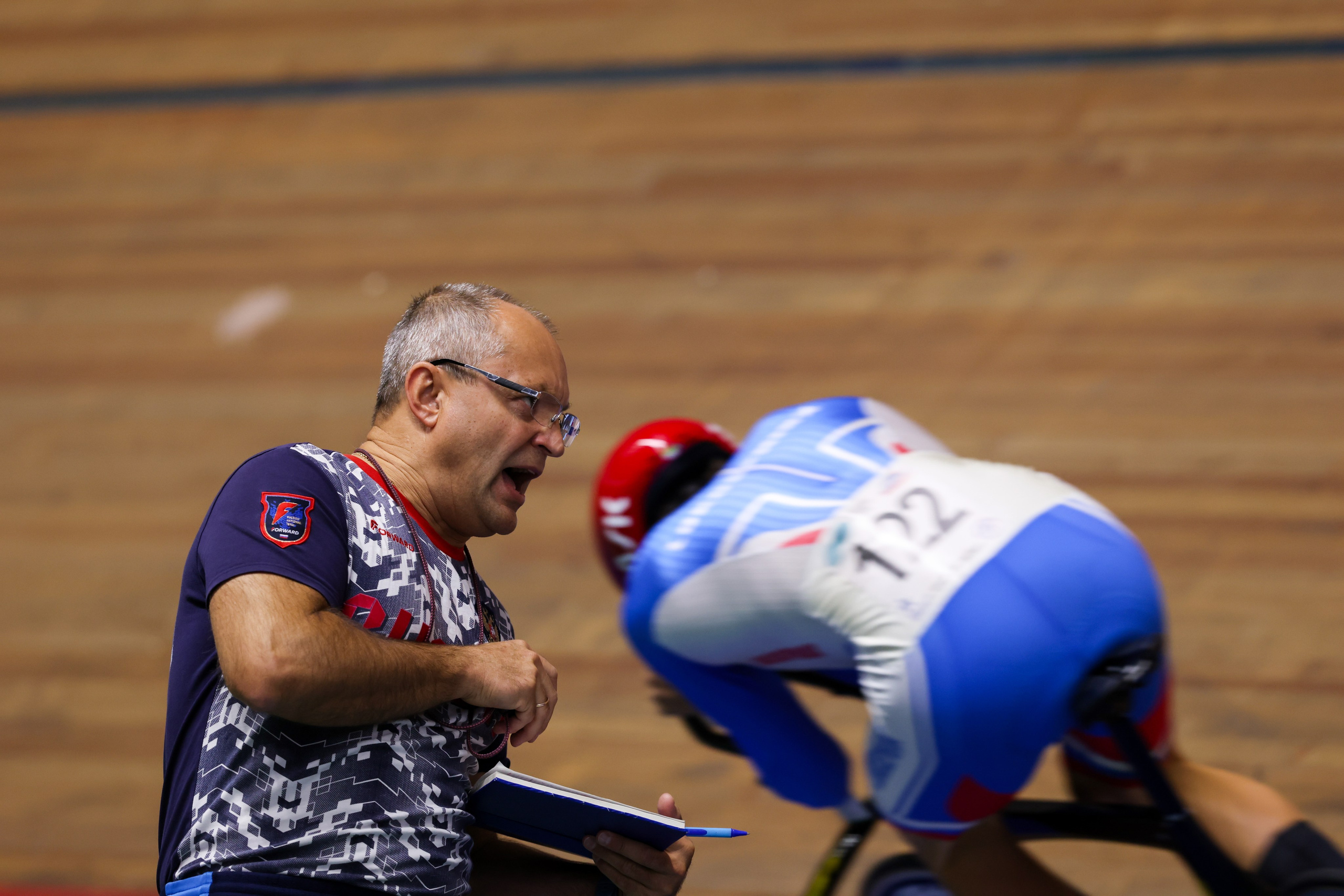 Первенство России по велосипедному спорту «трек» 16.10.2025. Спортивный и репортажный фотограф Антон Тереханов